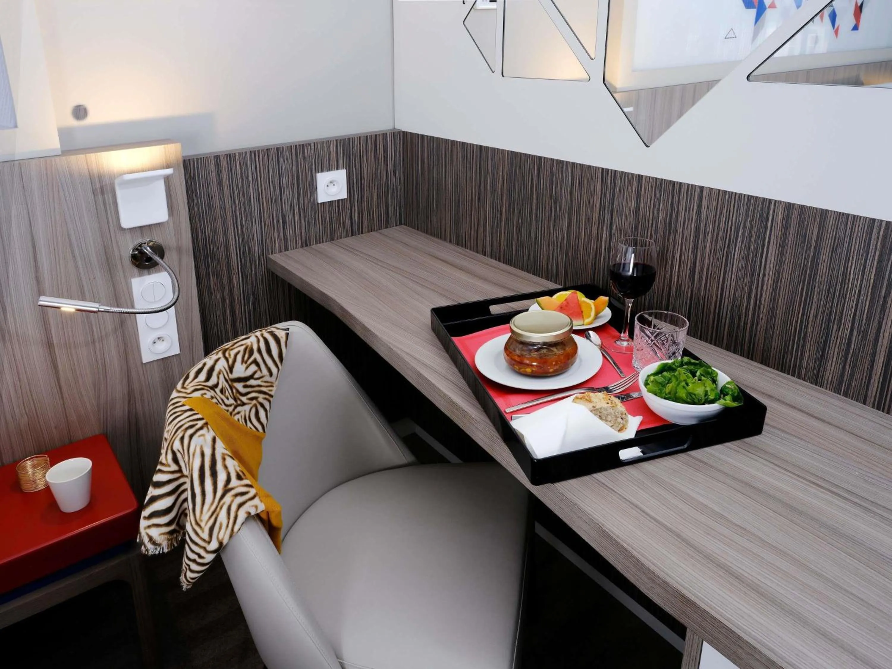 Bedroom in Mercure Toulouse Sud