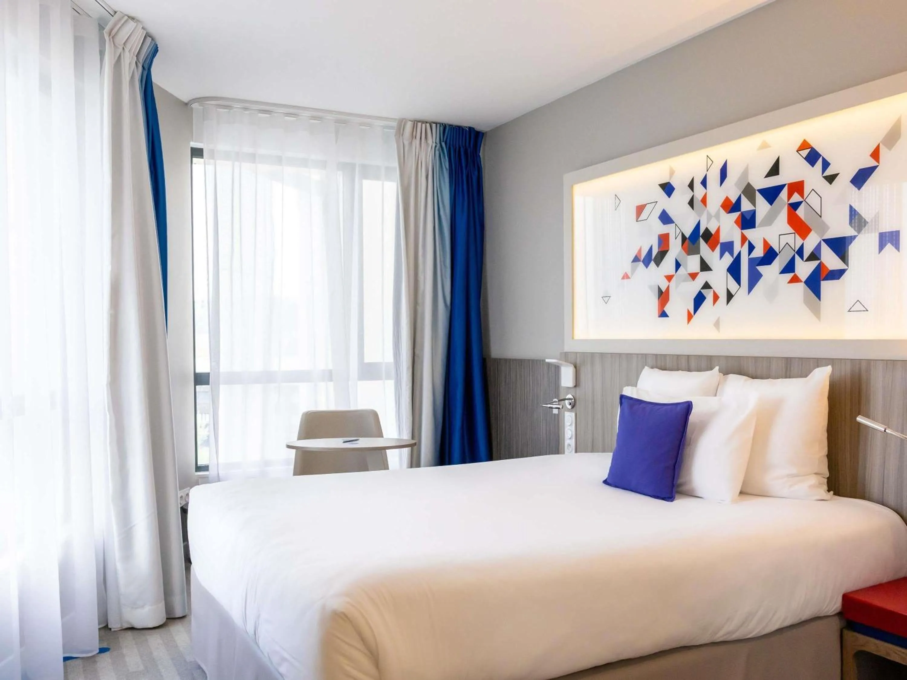 Bedroom, Bed in Mercure Toulouse Sud