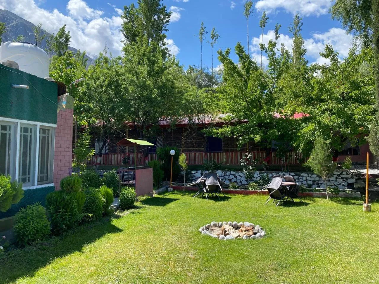 Bhuddah Rock Guest house
