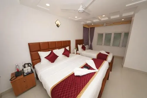 Hotel Devi Paradise