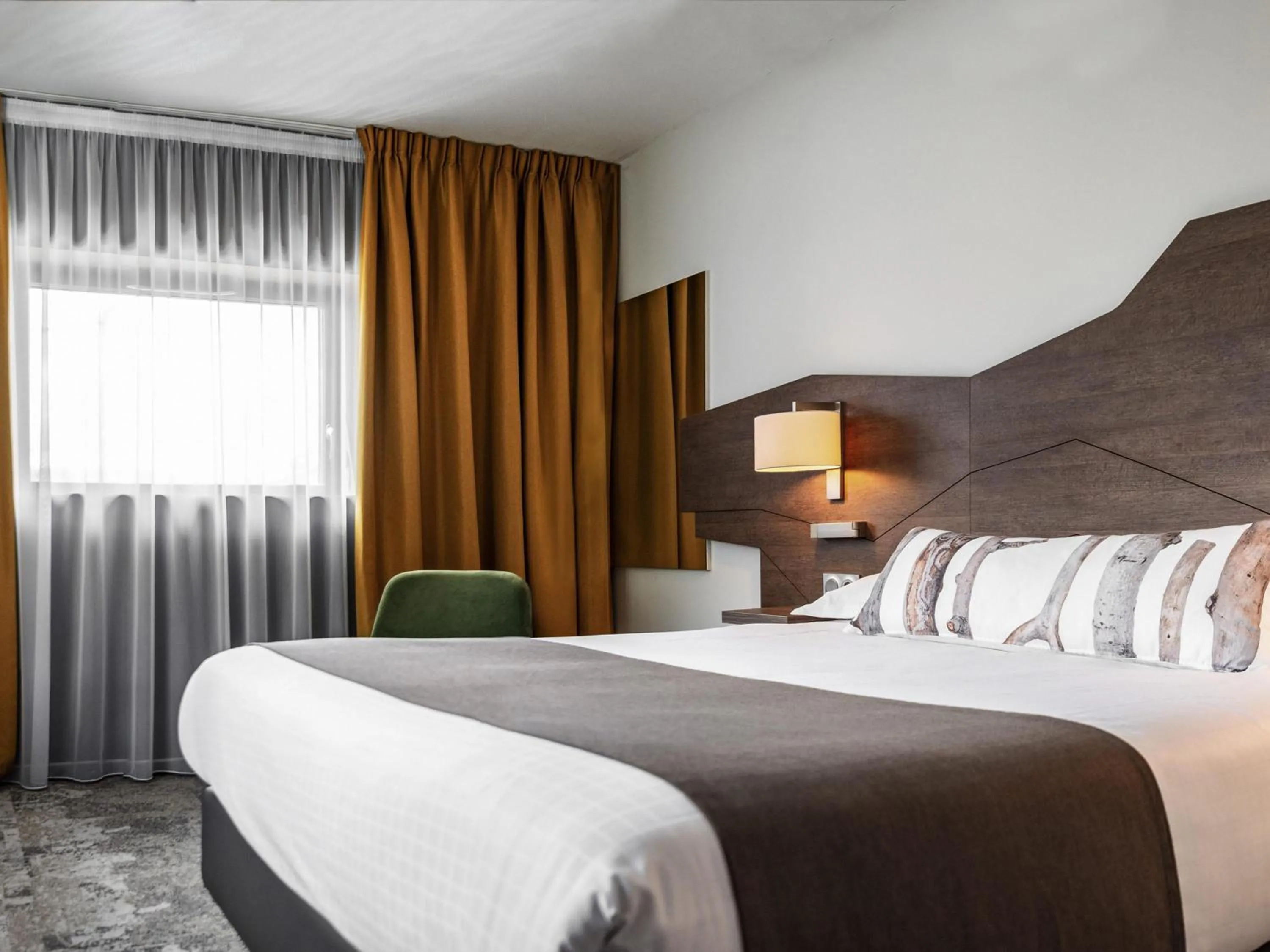 Bedroom, Bed in Mercure Belfort Centre