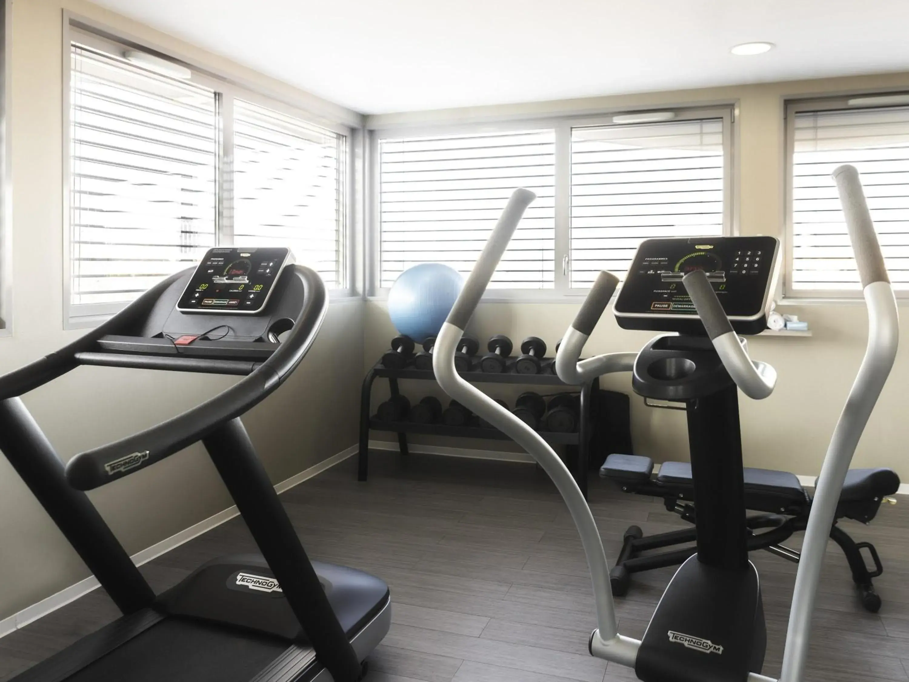 Fitness centre/facilities in Mercure Belfort Centre Fitness centre/facilities in Mercure Belfort Centre