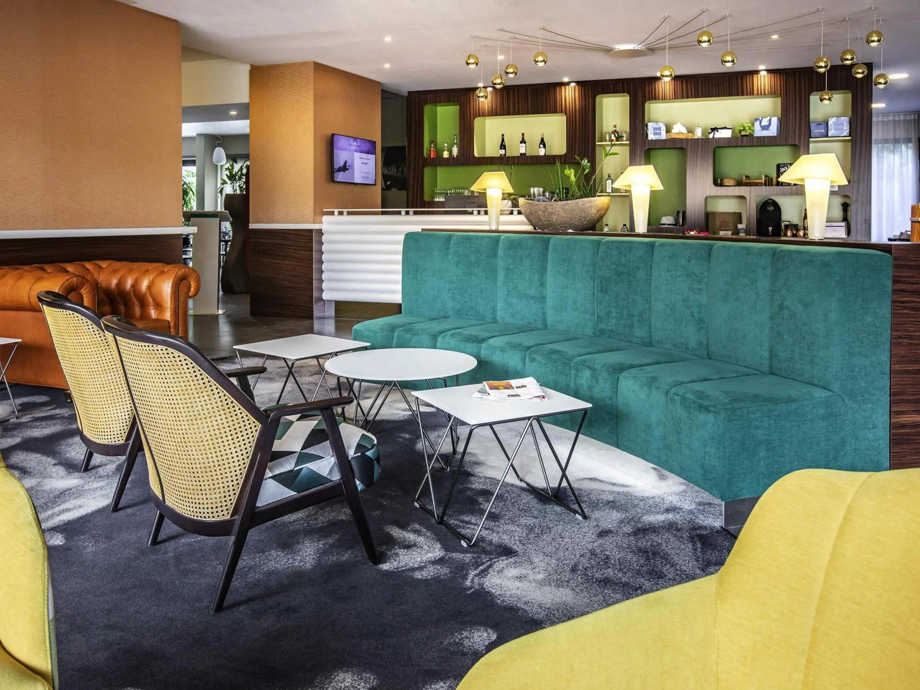 Lounge or bar in Mercure Belfort Centre