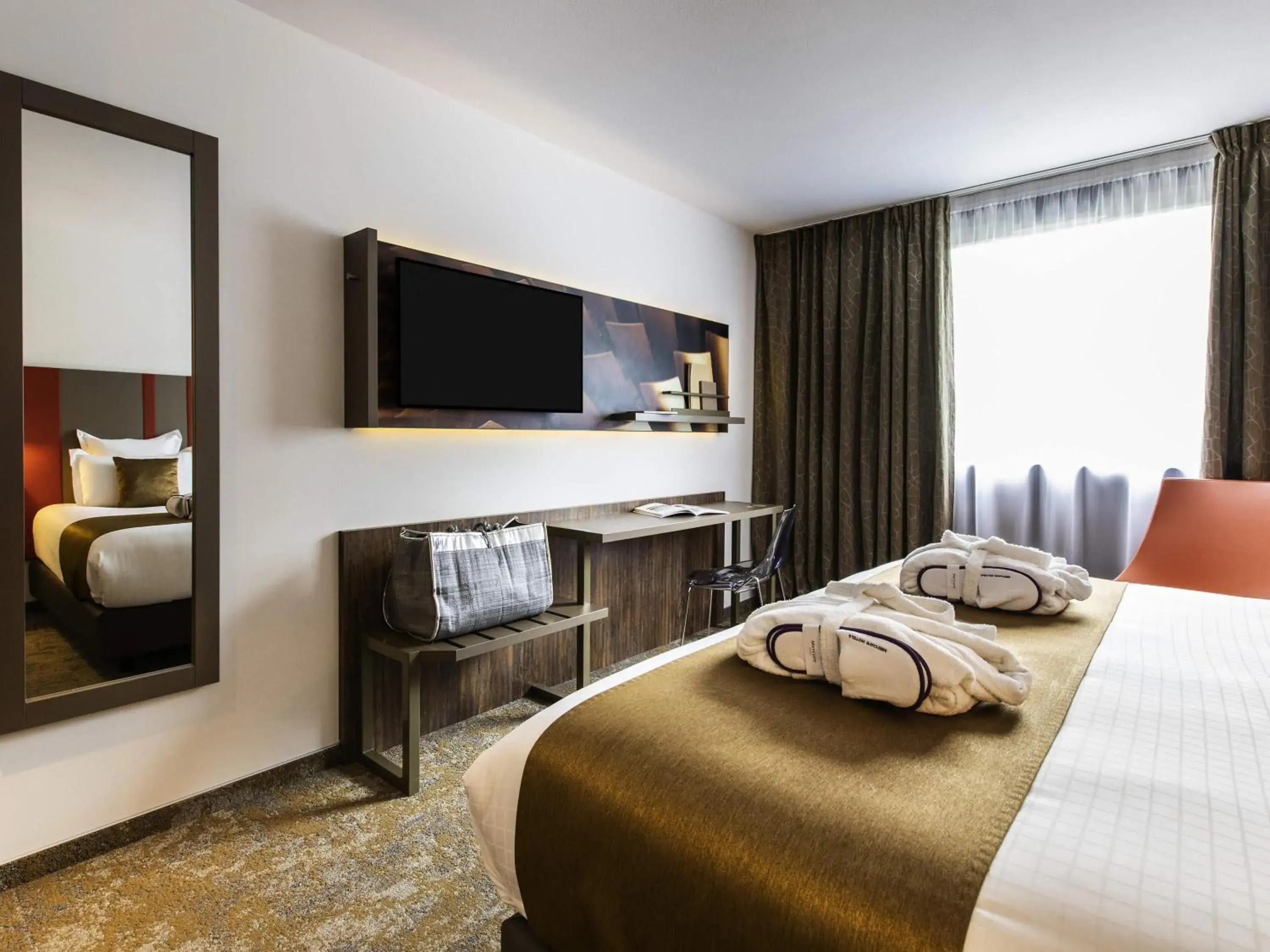 Privilege Double Room in Mercure Belfort Centre Privilege Double Room in Mercure Belfort Centre