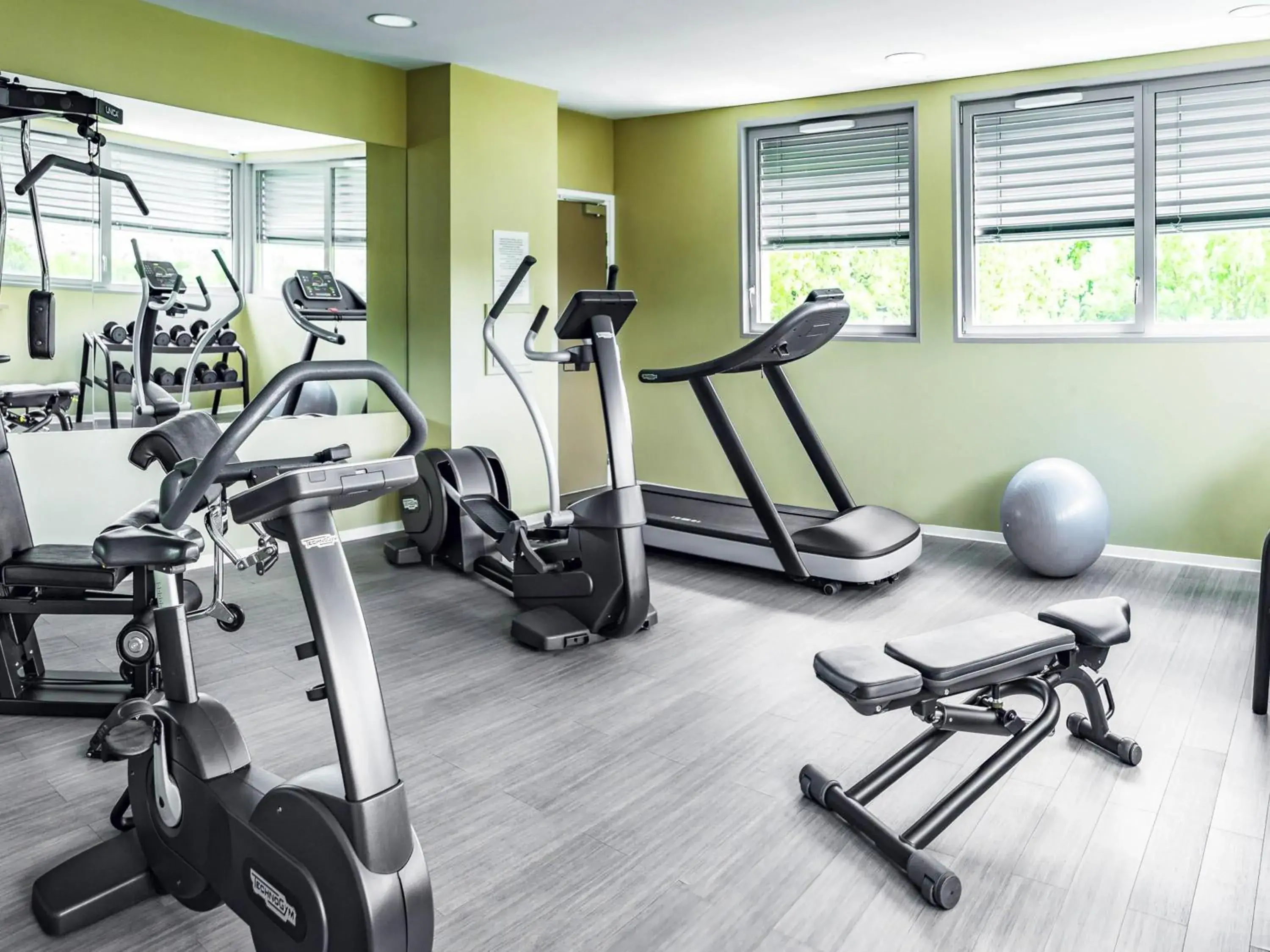 Fitness centre/facilities in Mercure Belfort Centre Fitness centre/facilities in Mercure Belfort Centre