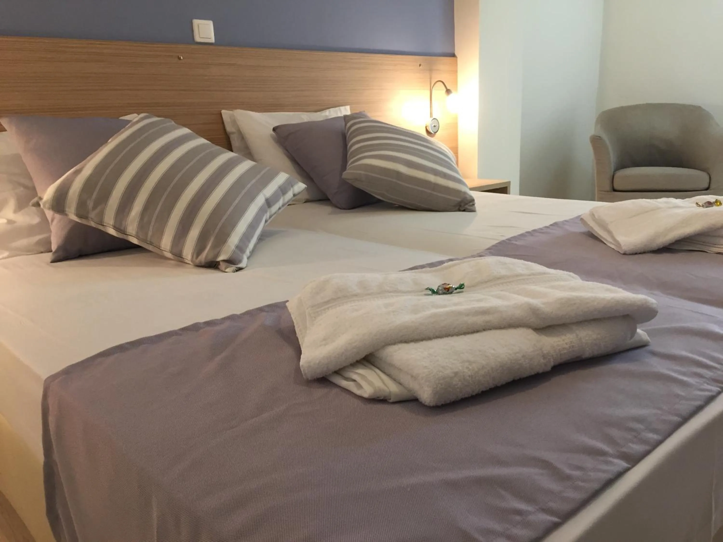 Bedroom, Bed in Apollon Hotel