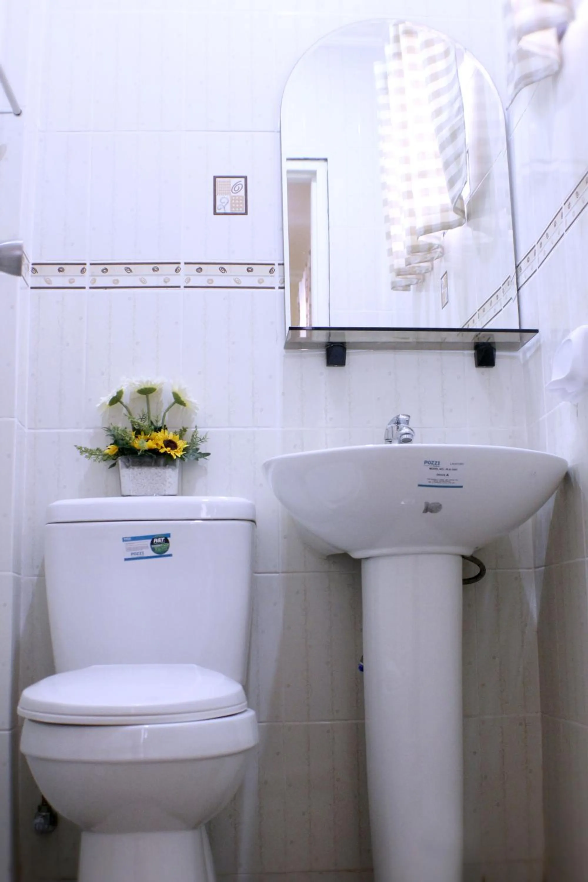 Toilet in Haisa Apartment