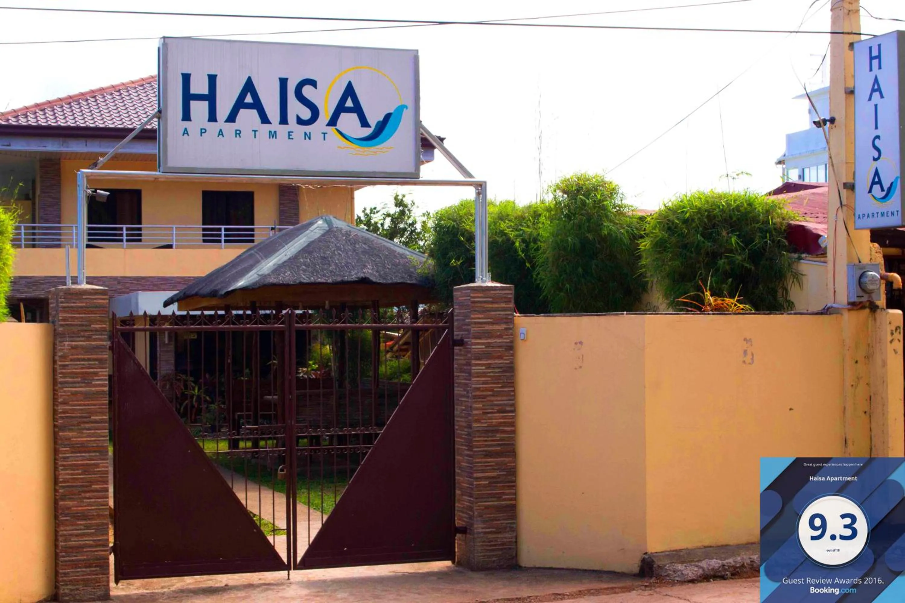 Facade/entrance in Haisa Apartment