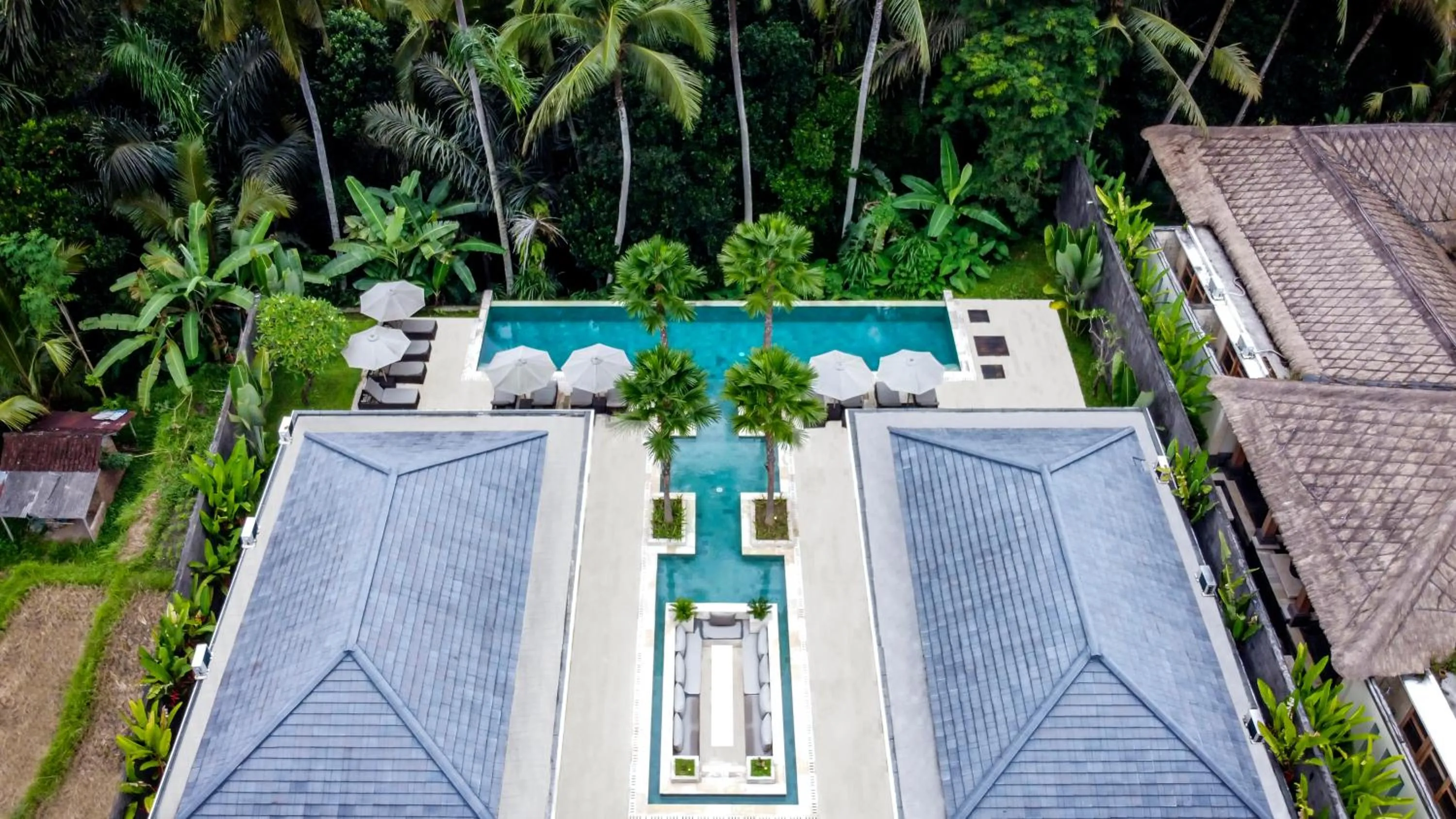 Bird's eye view in Villa Dune