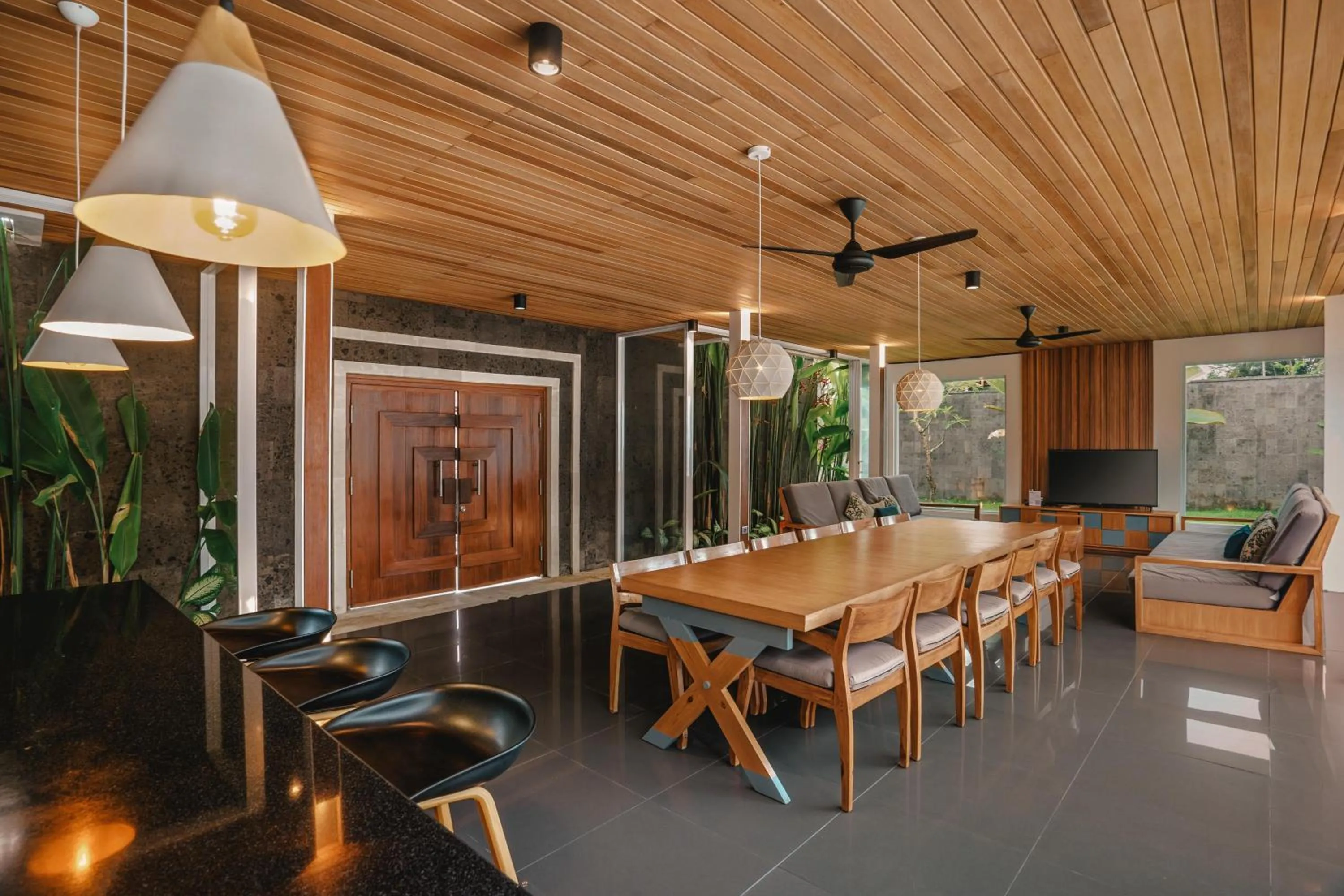 Dining area in Villa Dune