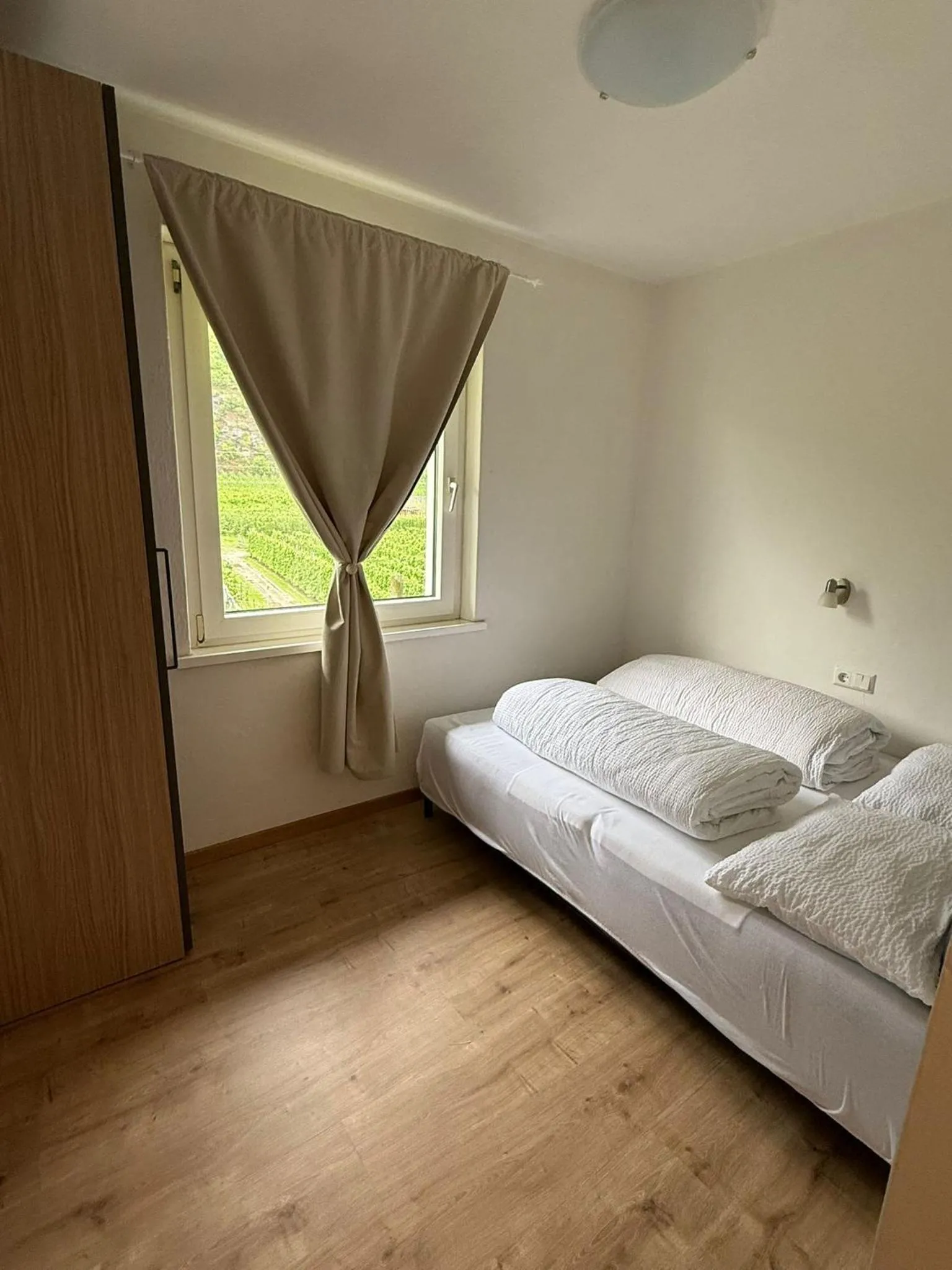 Bed in Hotel Mondschein