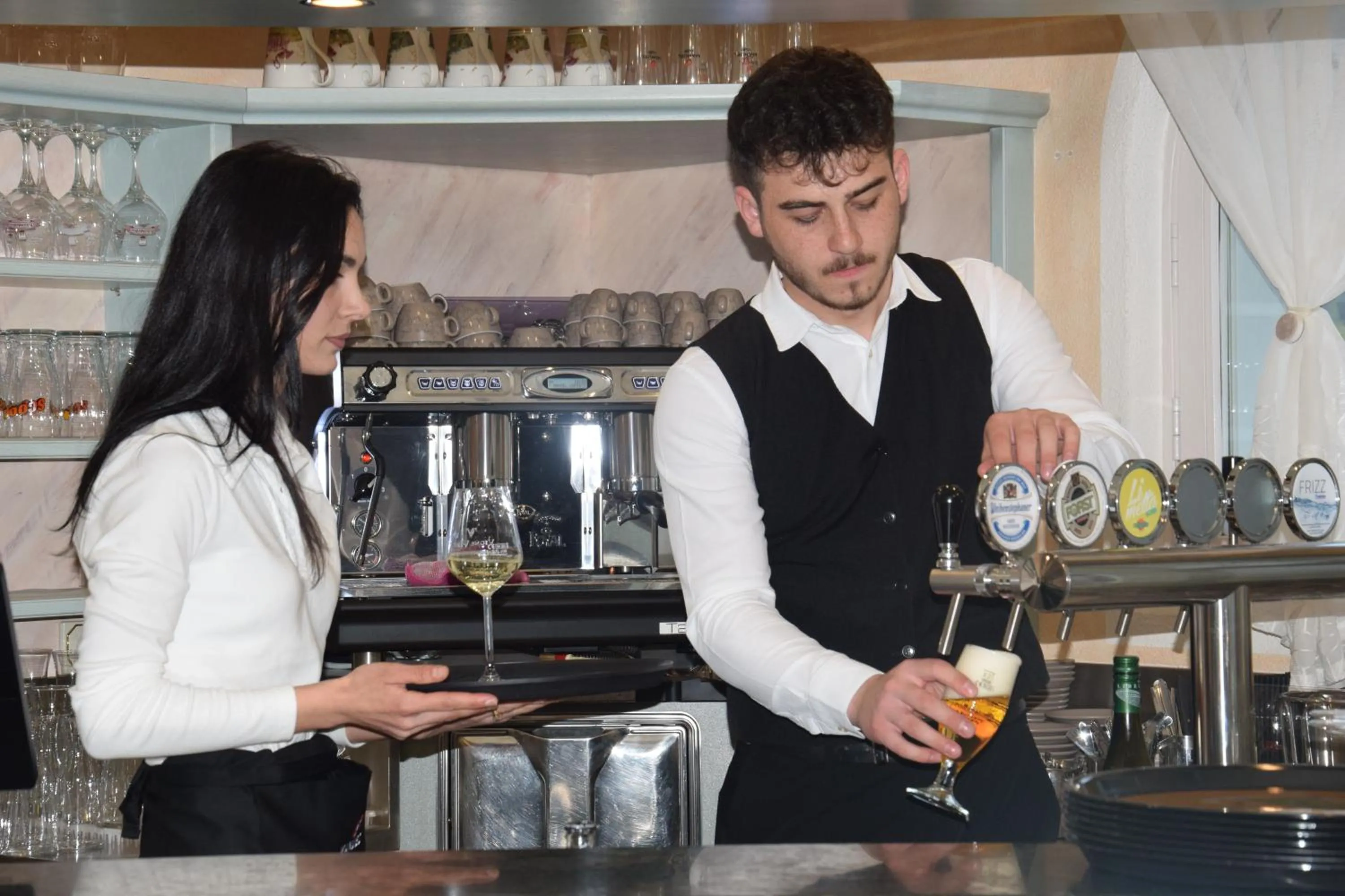 Restaurant/places to eat in Hotel Mondschein