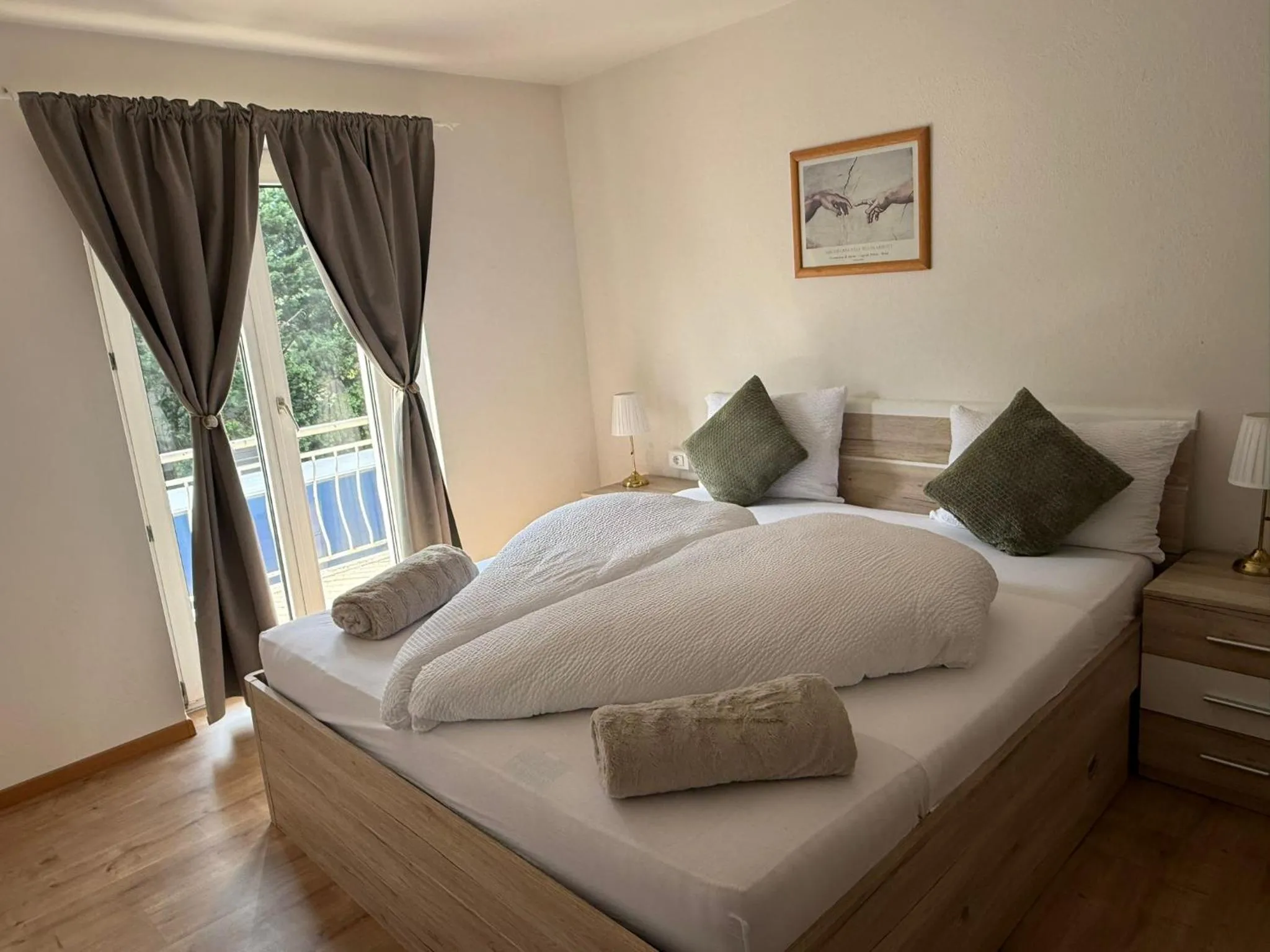 Bed in Hotel Mondschein