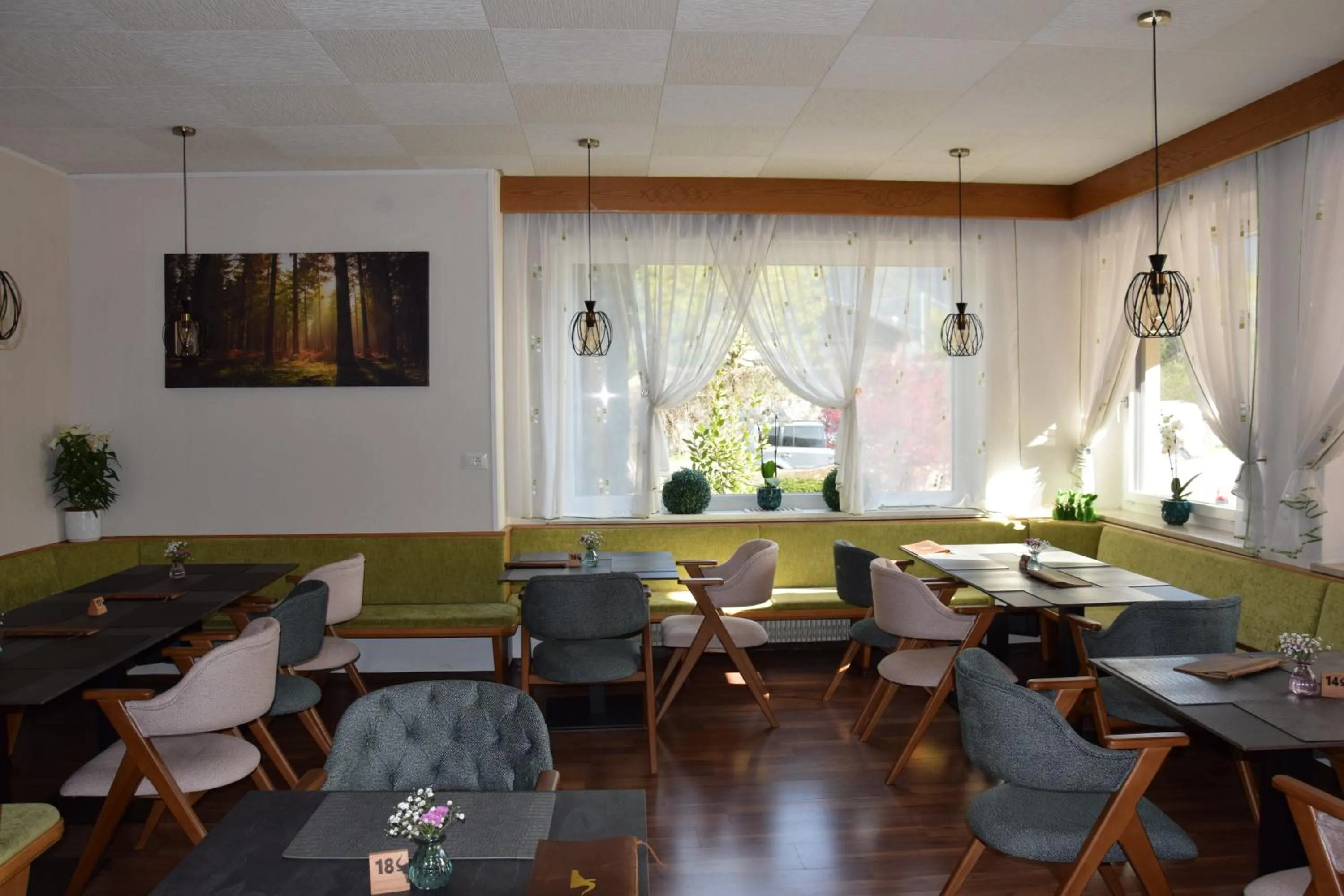 Restaurant/places to eat in Hotel Mondschein