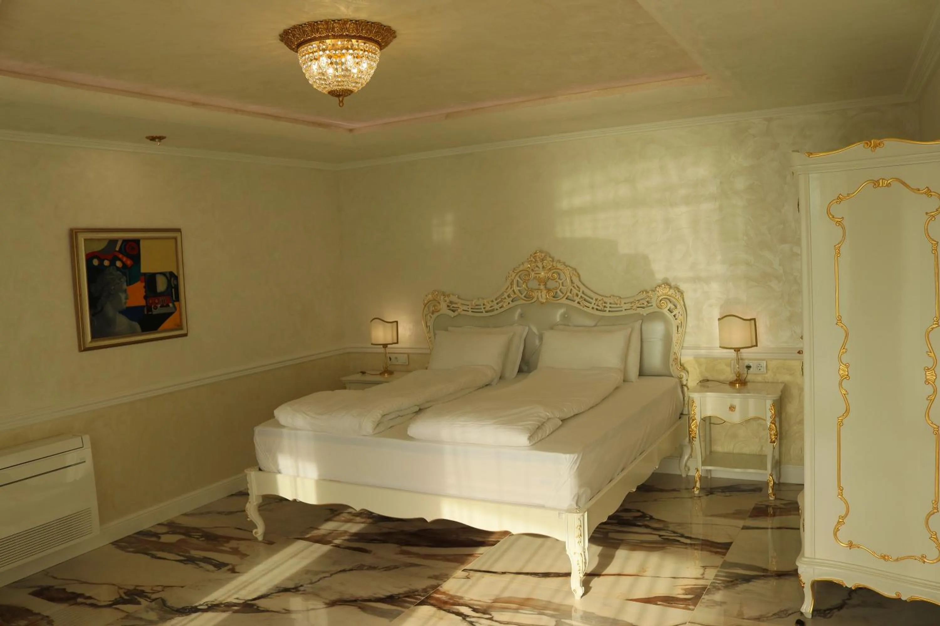 Bed in Art Complex Anel