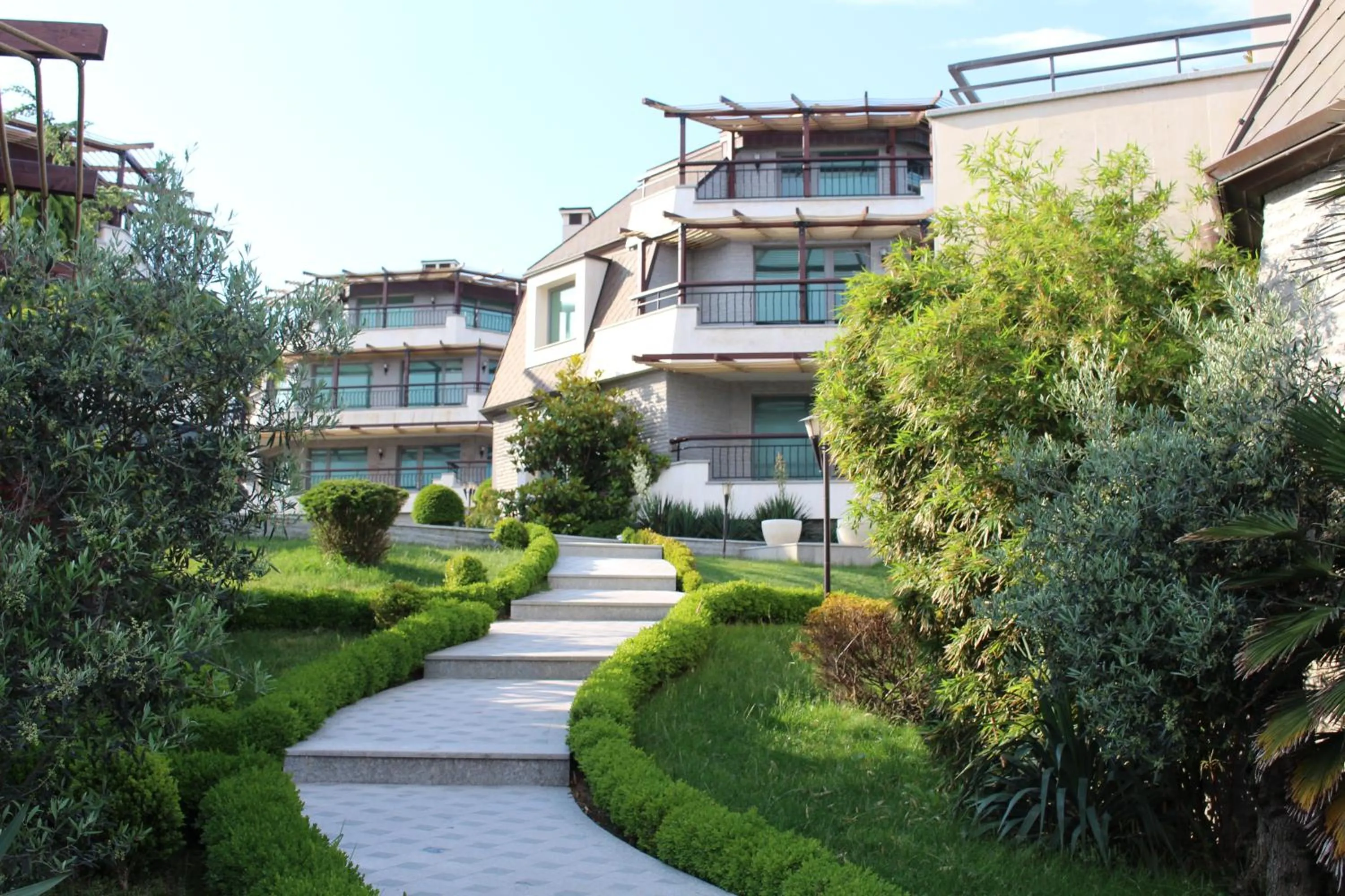 Property building in Art Complex Anel