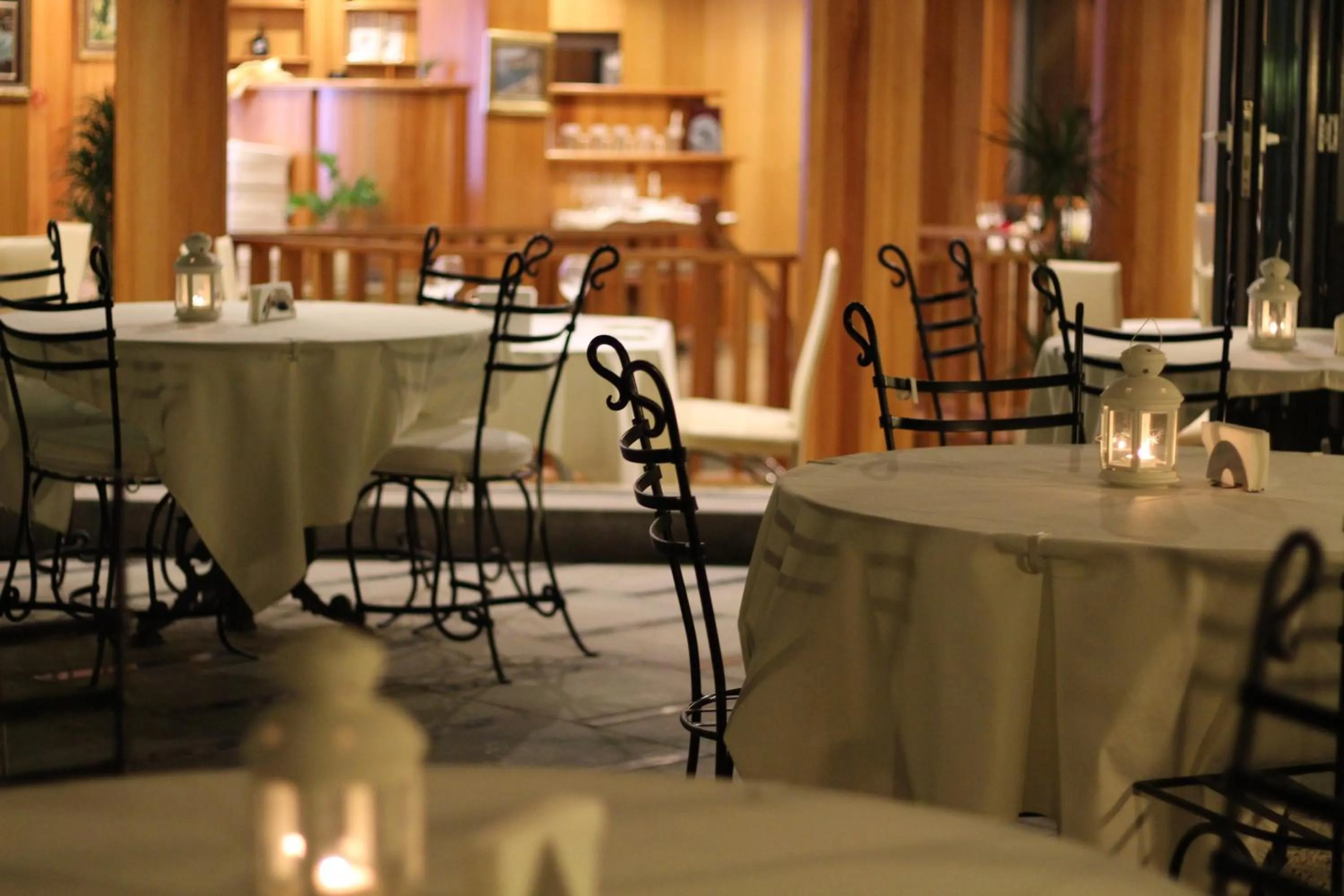 Restaurant/places to eat in Art Complex Anel