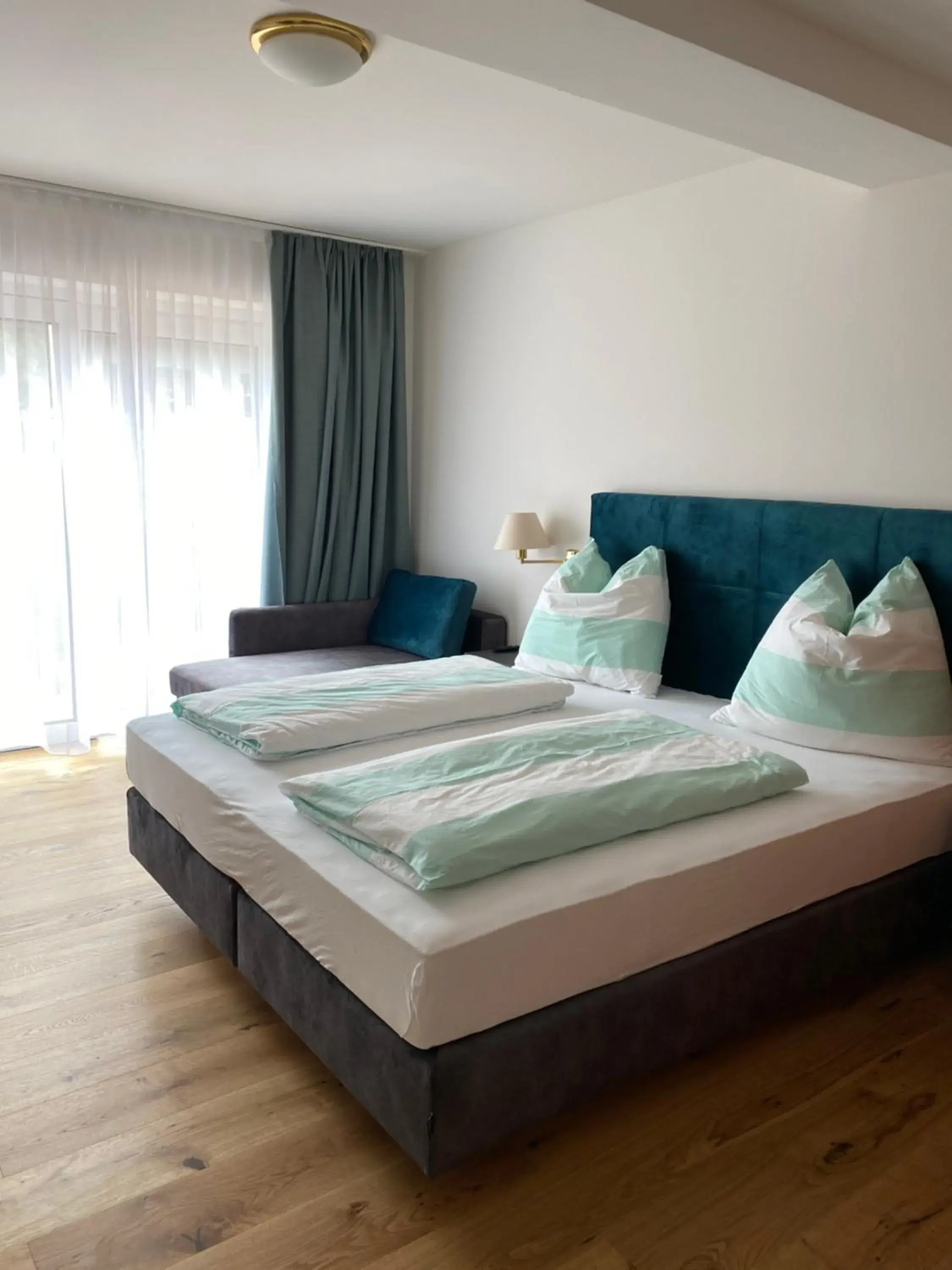 Double Room with Balcony - single occupancy in Stockers kleines Dorfhotel Double Room with Balcony - single occupancy in Stockers kleines Dorfhotel