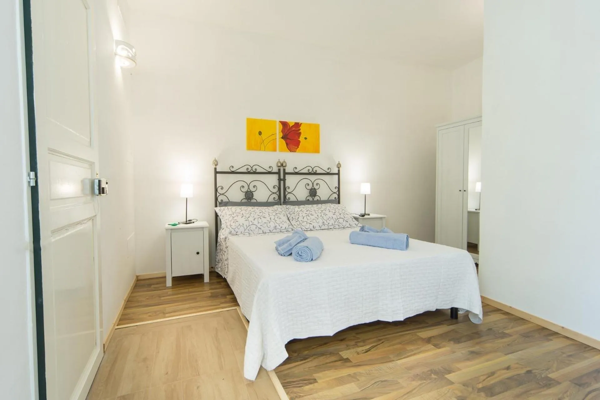 Photo of the whole room, Bed in Giardino Nascosto