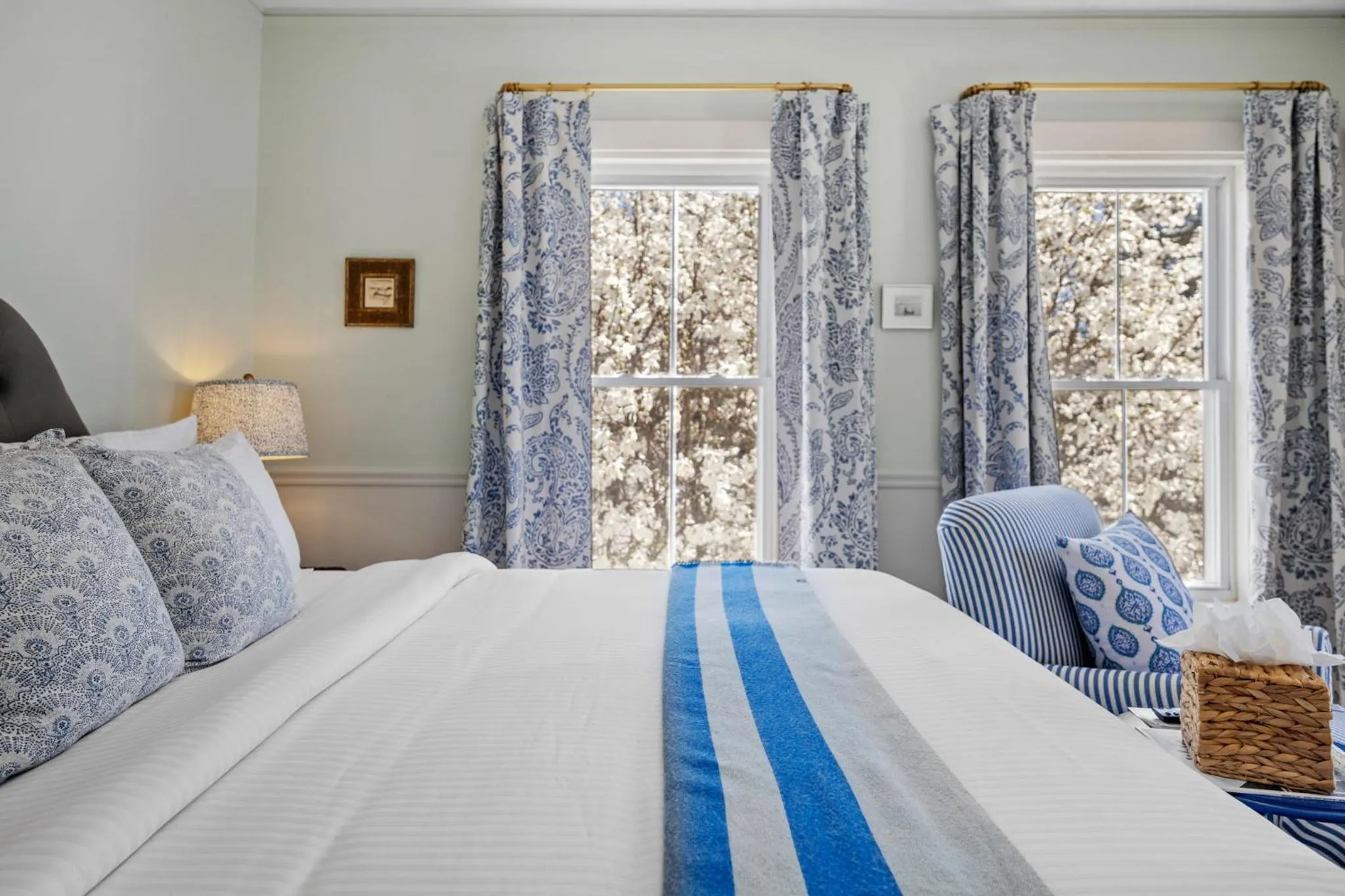 Bed in Hartstone Inn