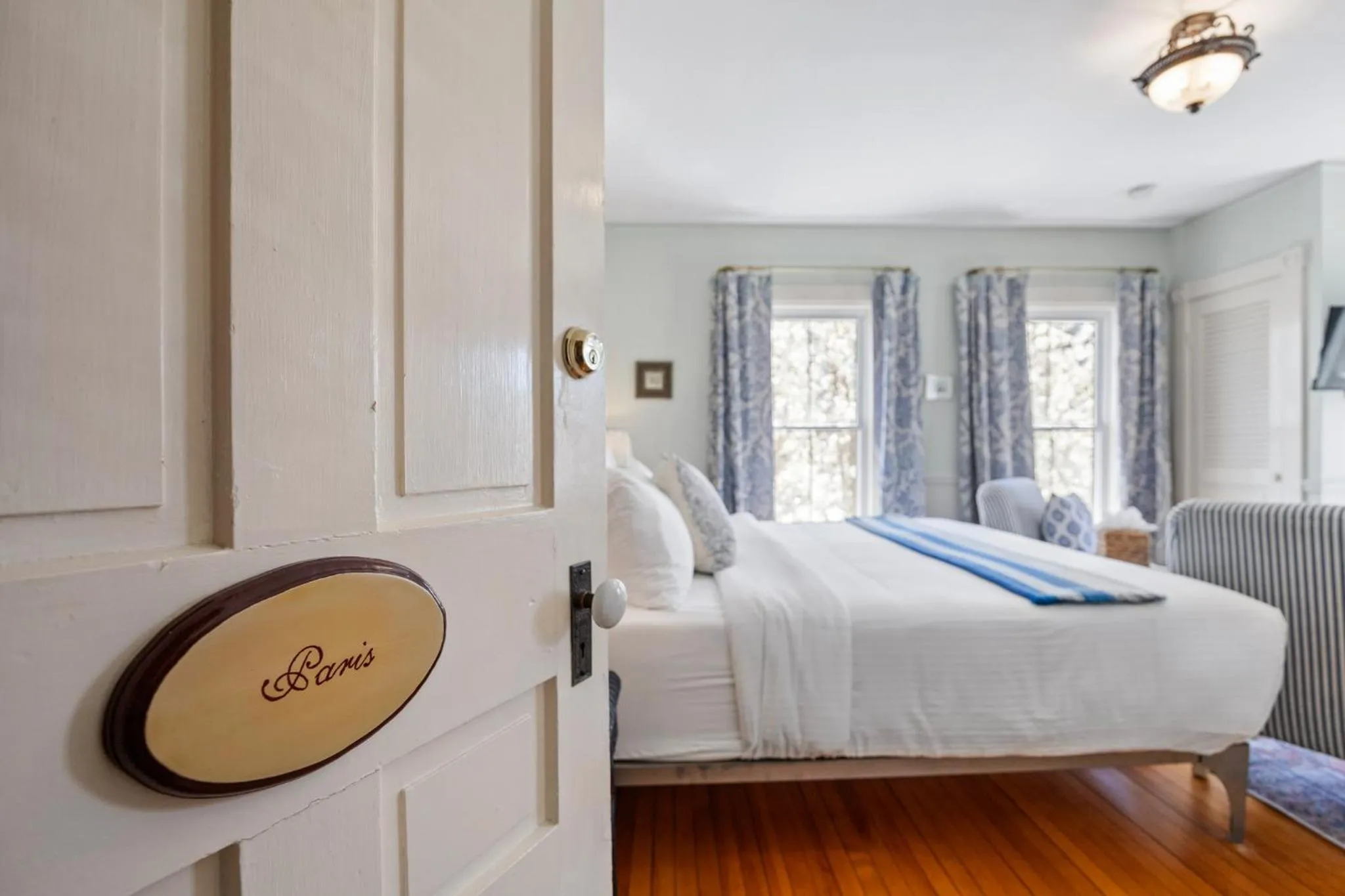 Bedroom, Bed in Hartstone Inn