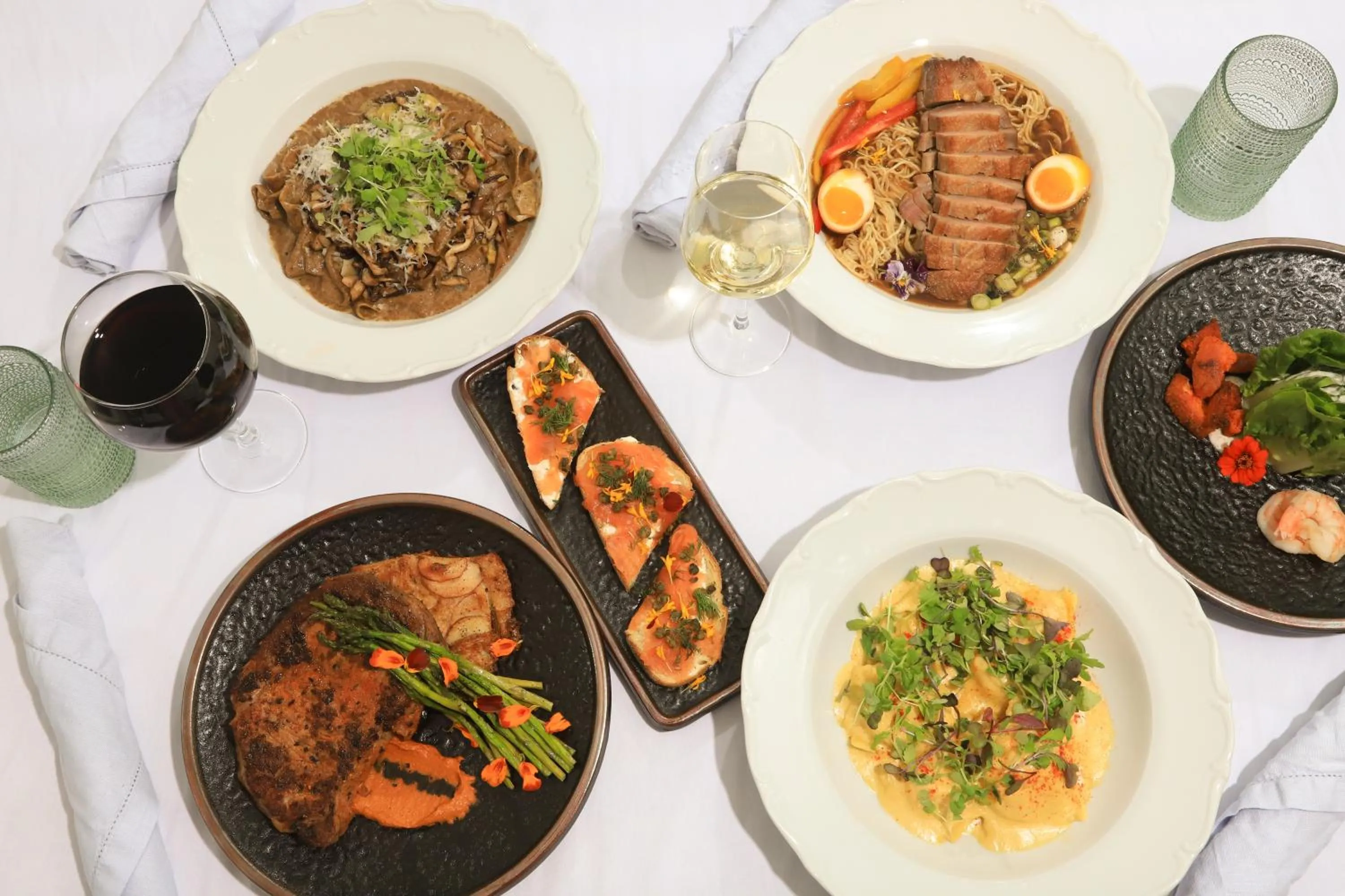 Restaurant/places to eat in Hartstone Inn