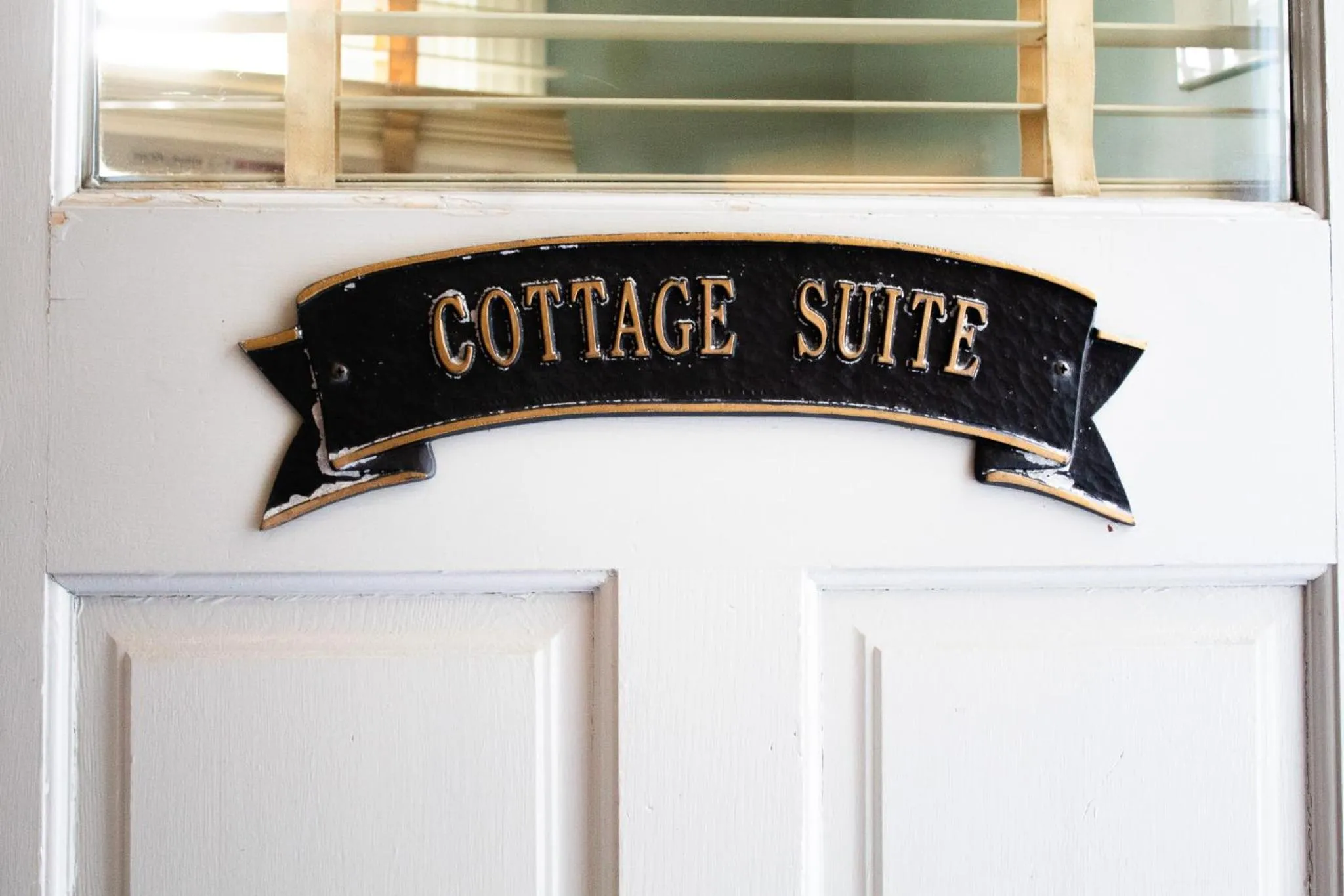 Property building in Hartstone Inn