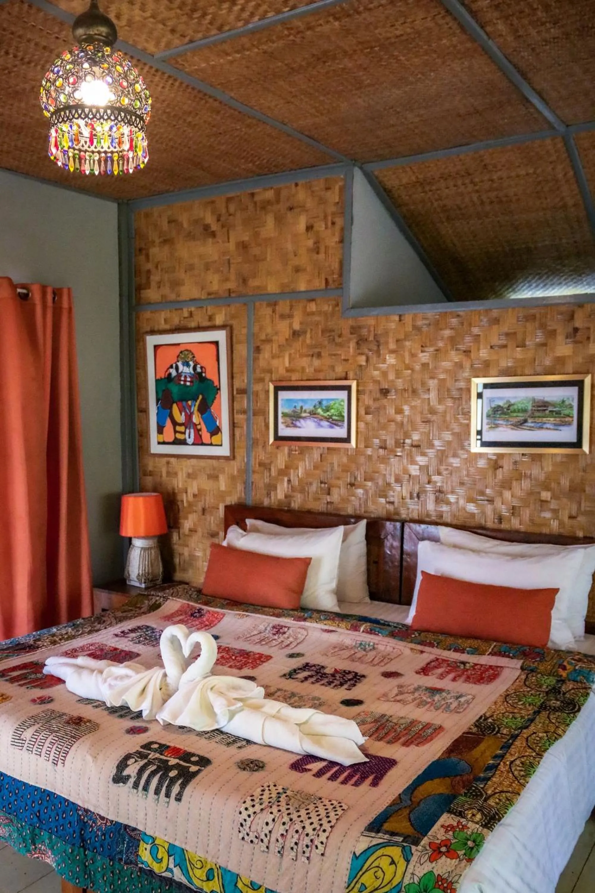 Bed in Bulun Buri Pai Resort