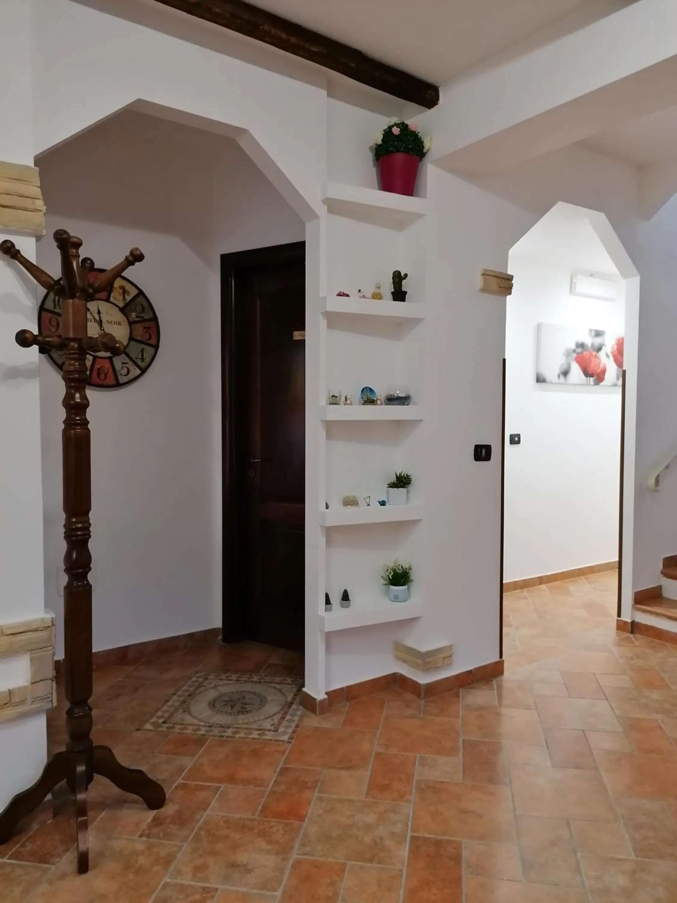 Communal lounge/ TV room in B&B Villa Isa