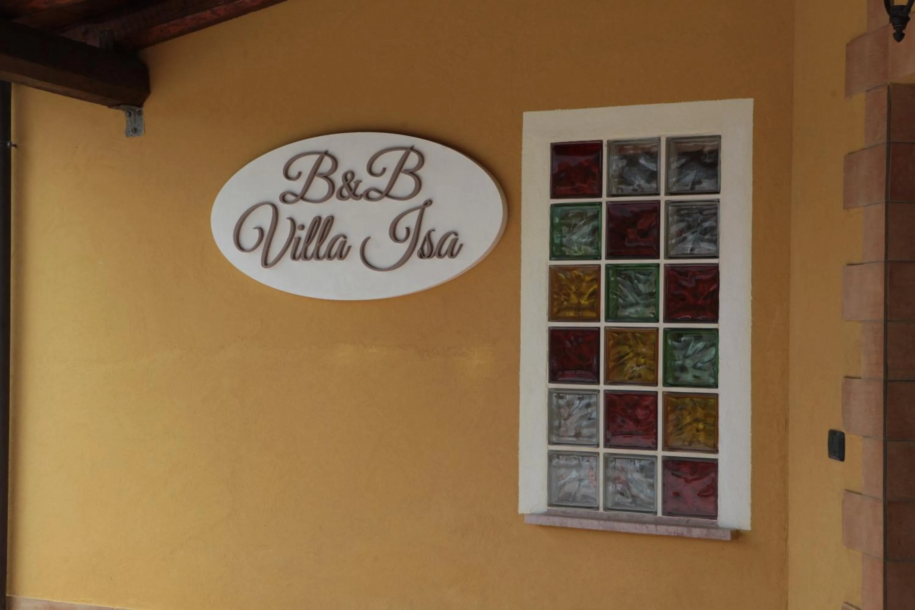 Property logo or sign in B&B Villa Isa