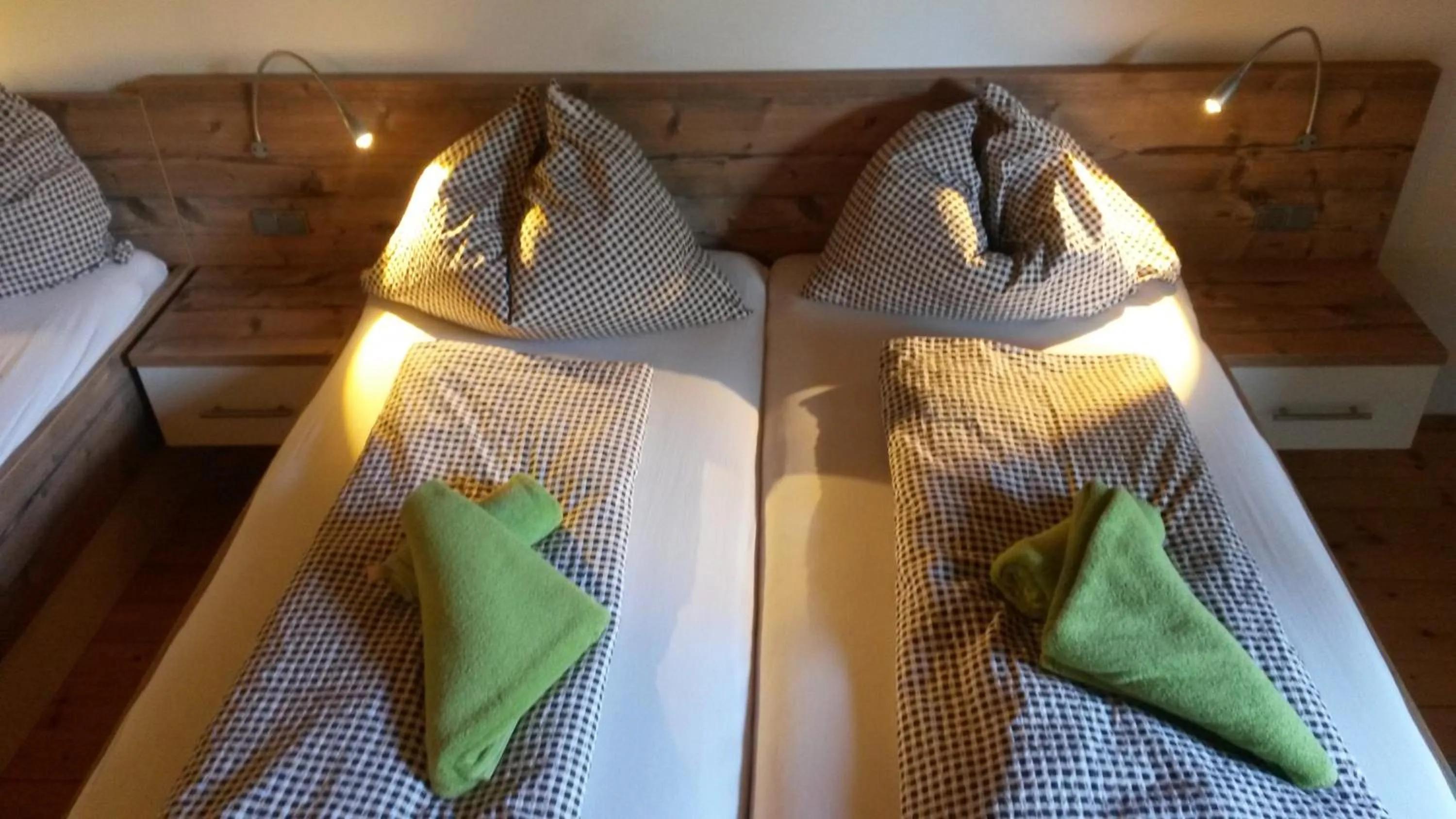 Property building, Bed in Haus Obertiefenbach