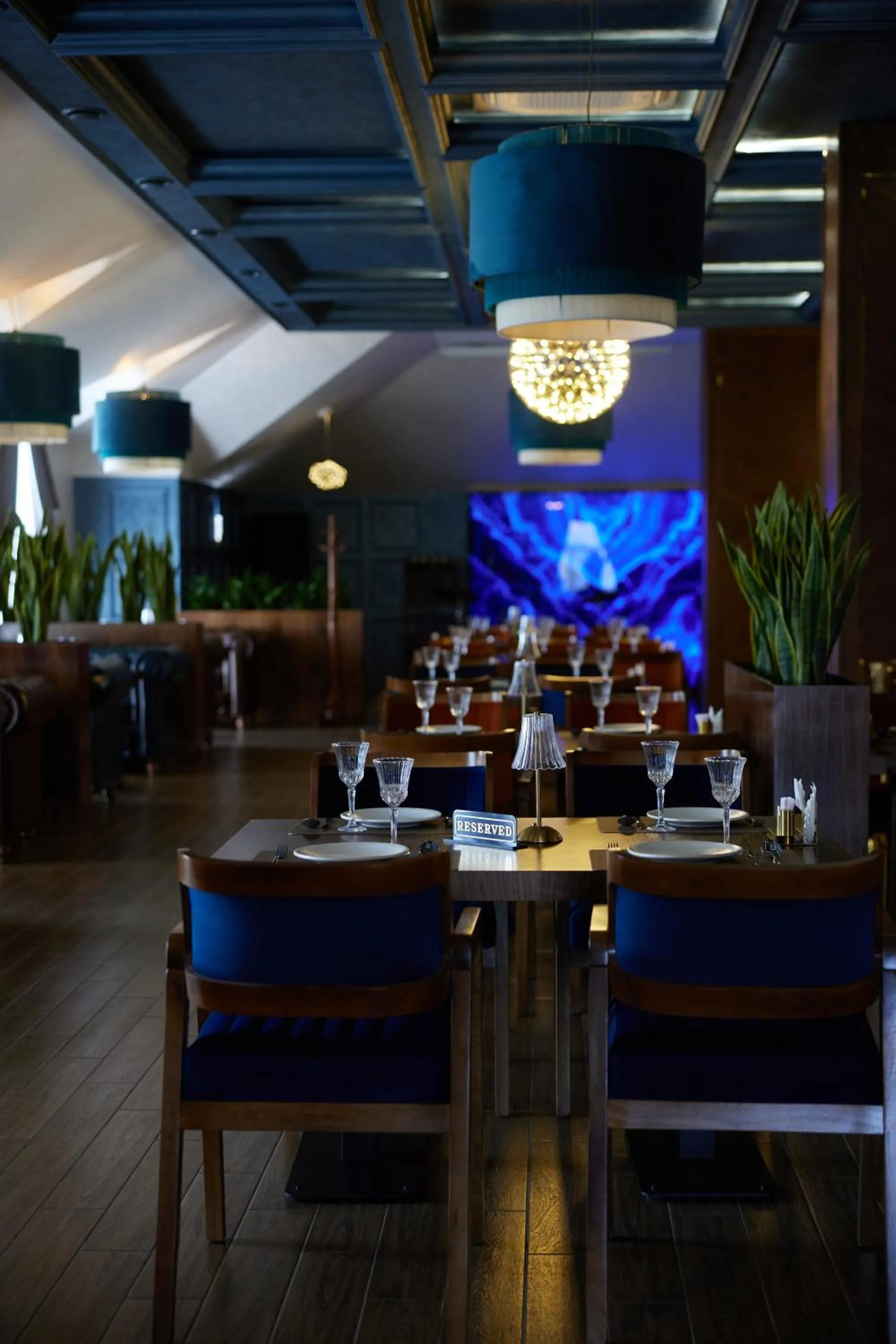 Restaurant/places to eat in Noble Samarkand