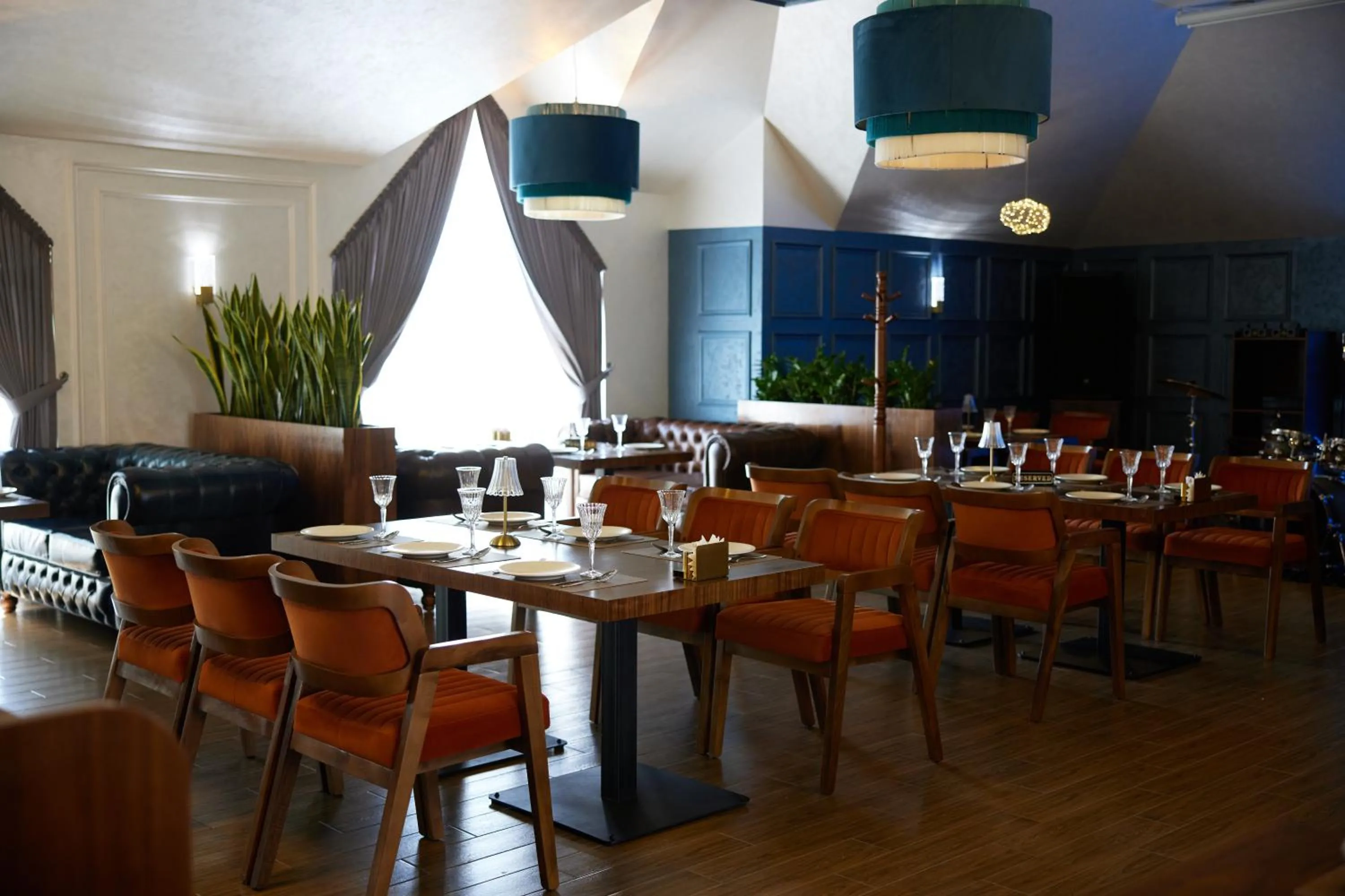 Restaurant/places to eat in Noble Samarkand