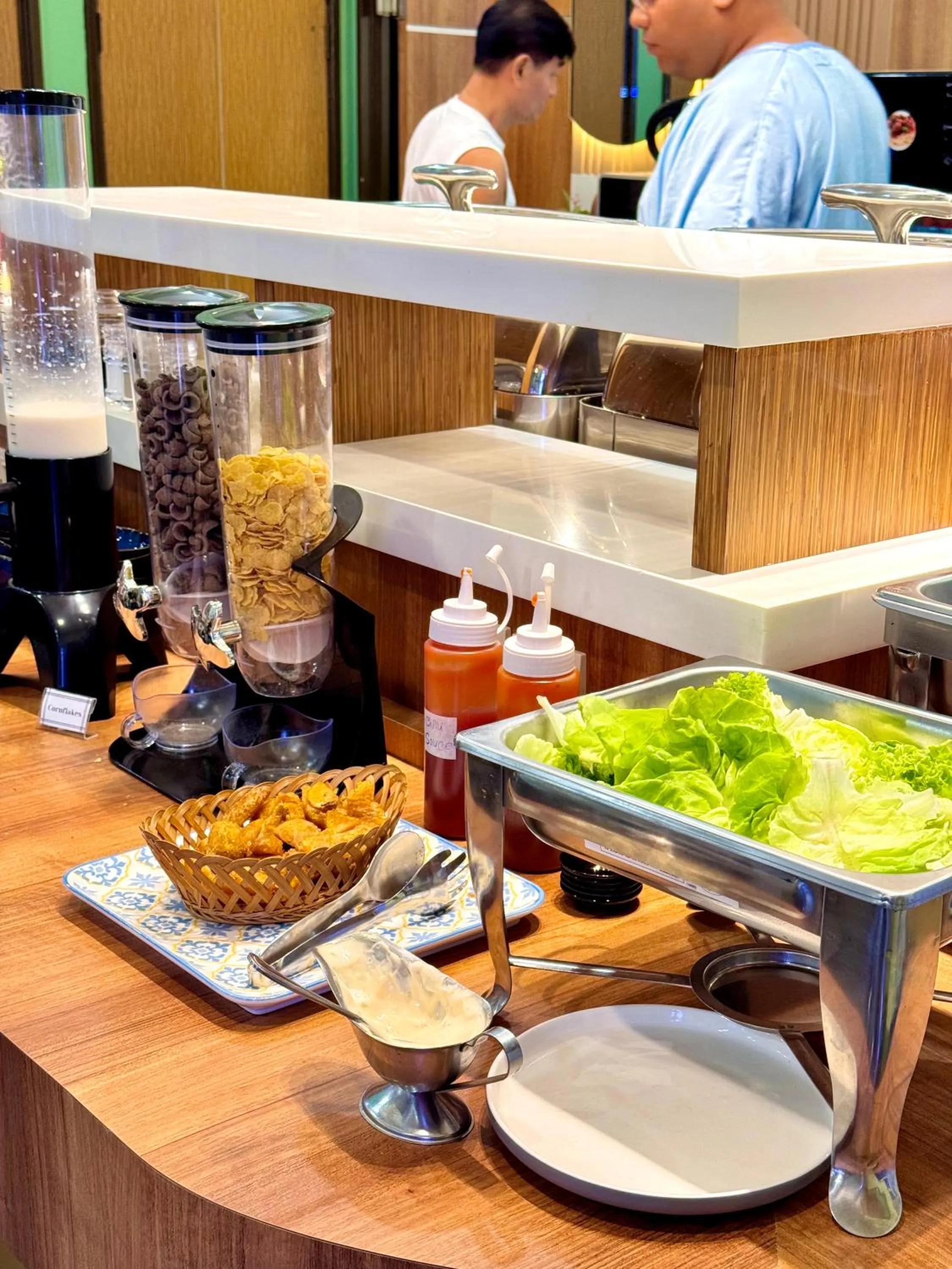 Buffet breakfast in Central City Hotel at Chinatown