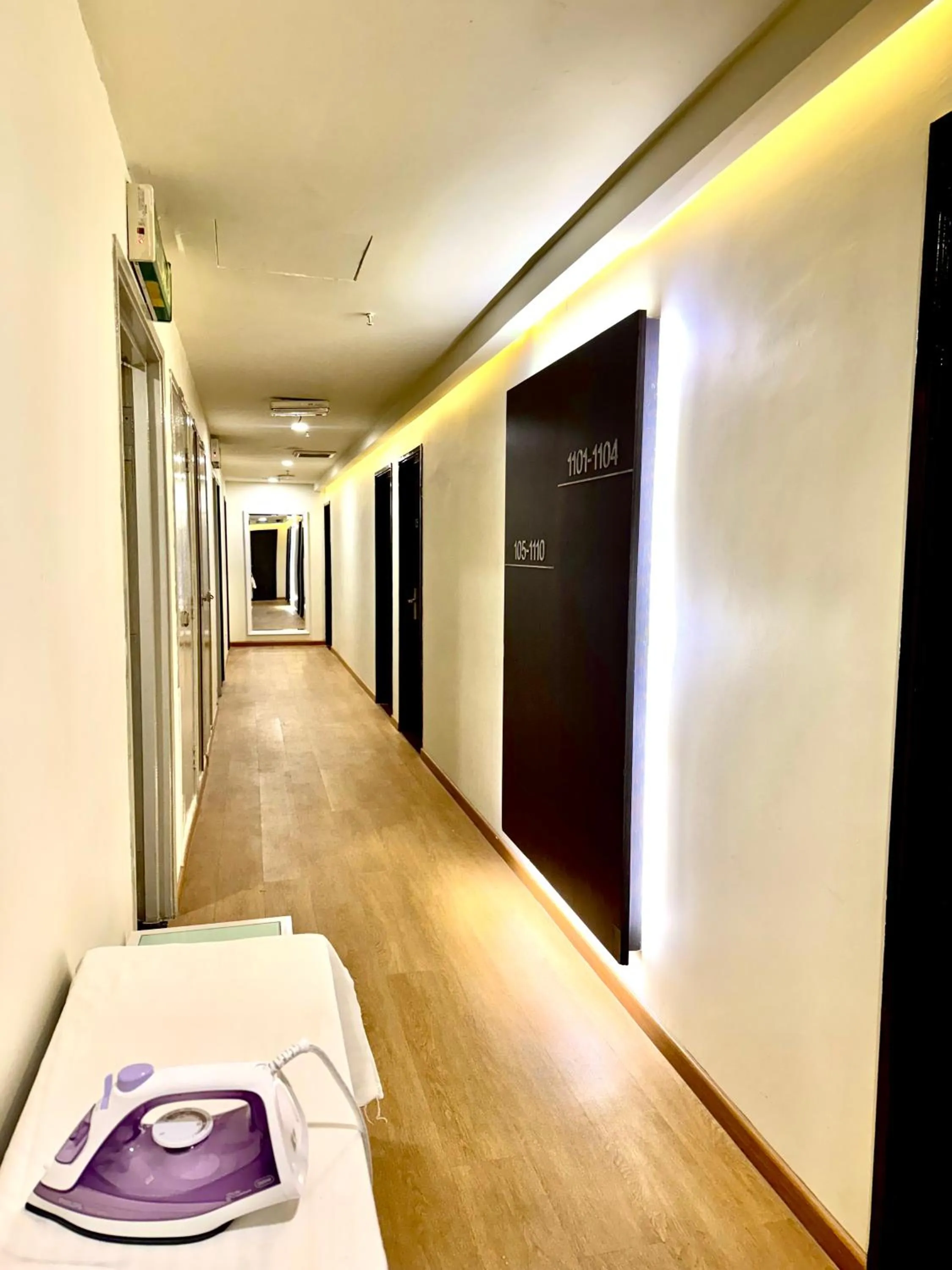 Bed in Central City Hotel at Chinatown