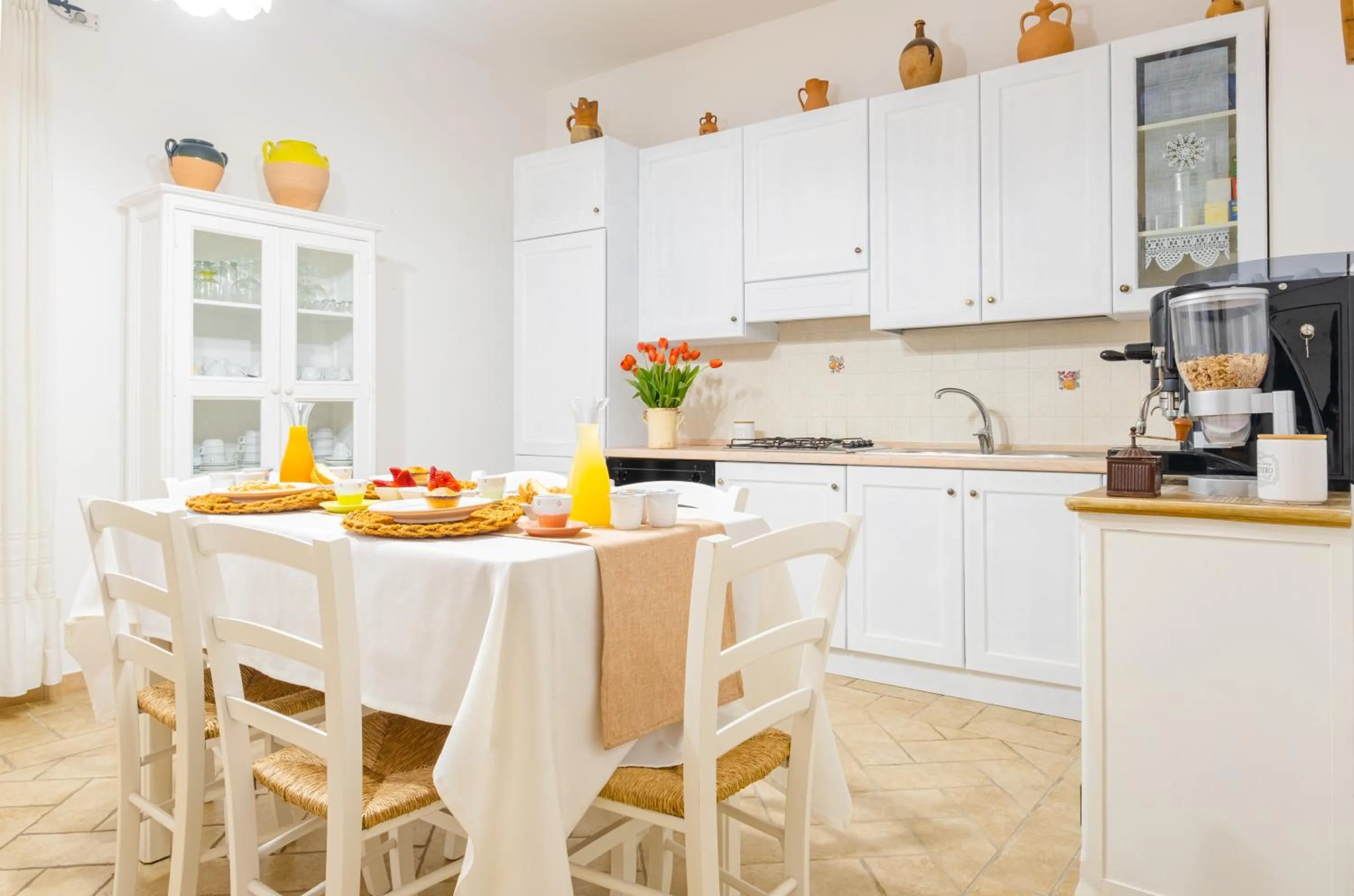 Kitchen or kitchenette in Villa VentoSolare Luxury - Specchia