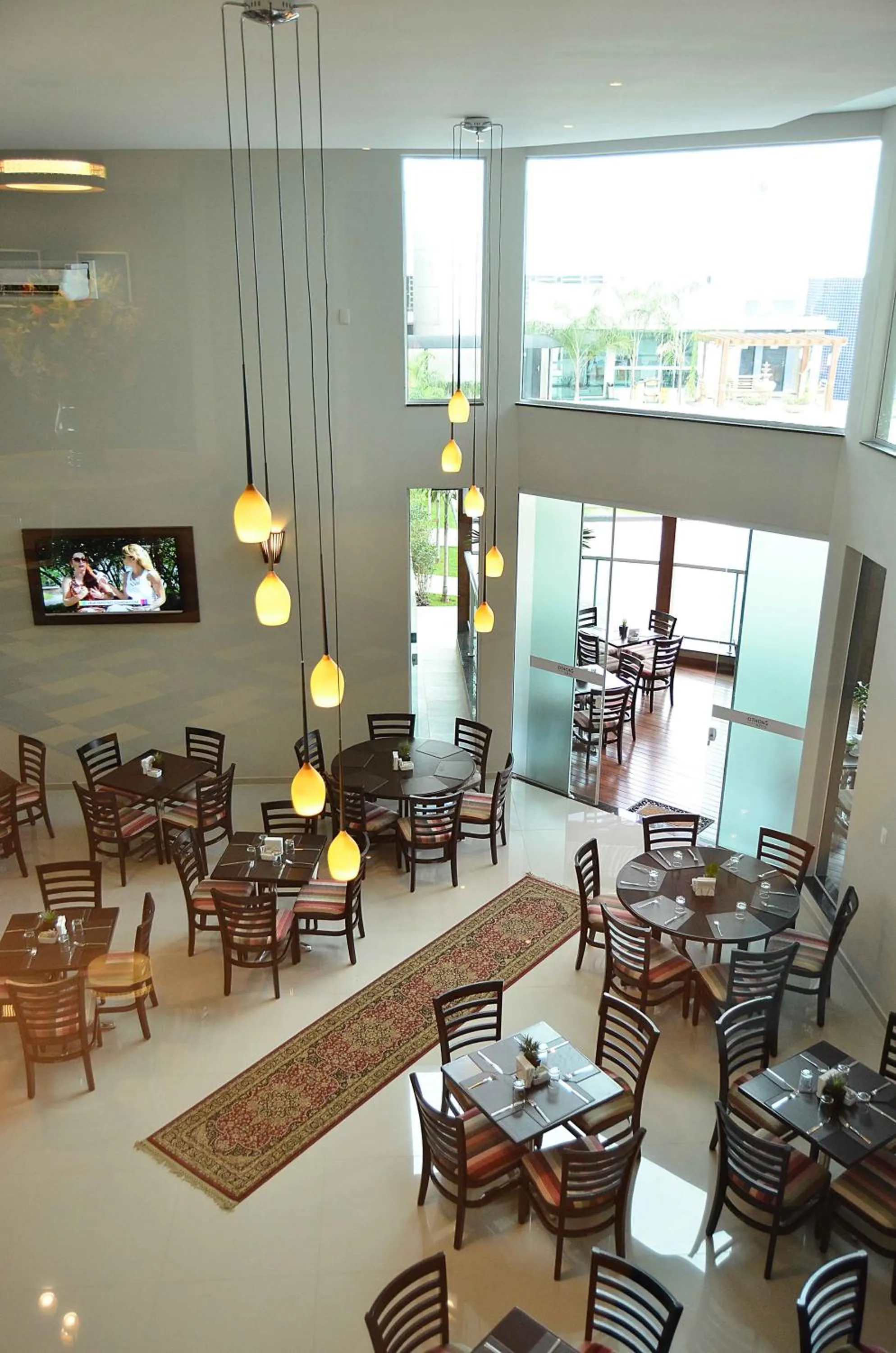 Restaurant/places to eat in Hotel Matão By Mercure