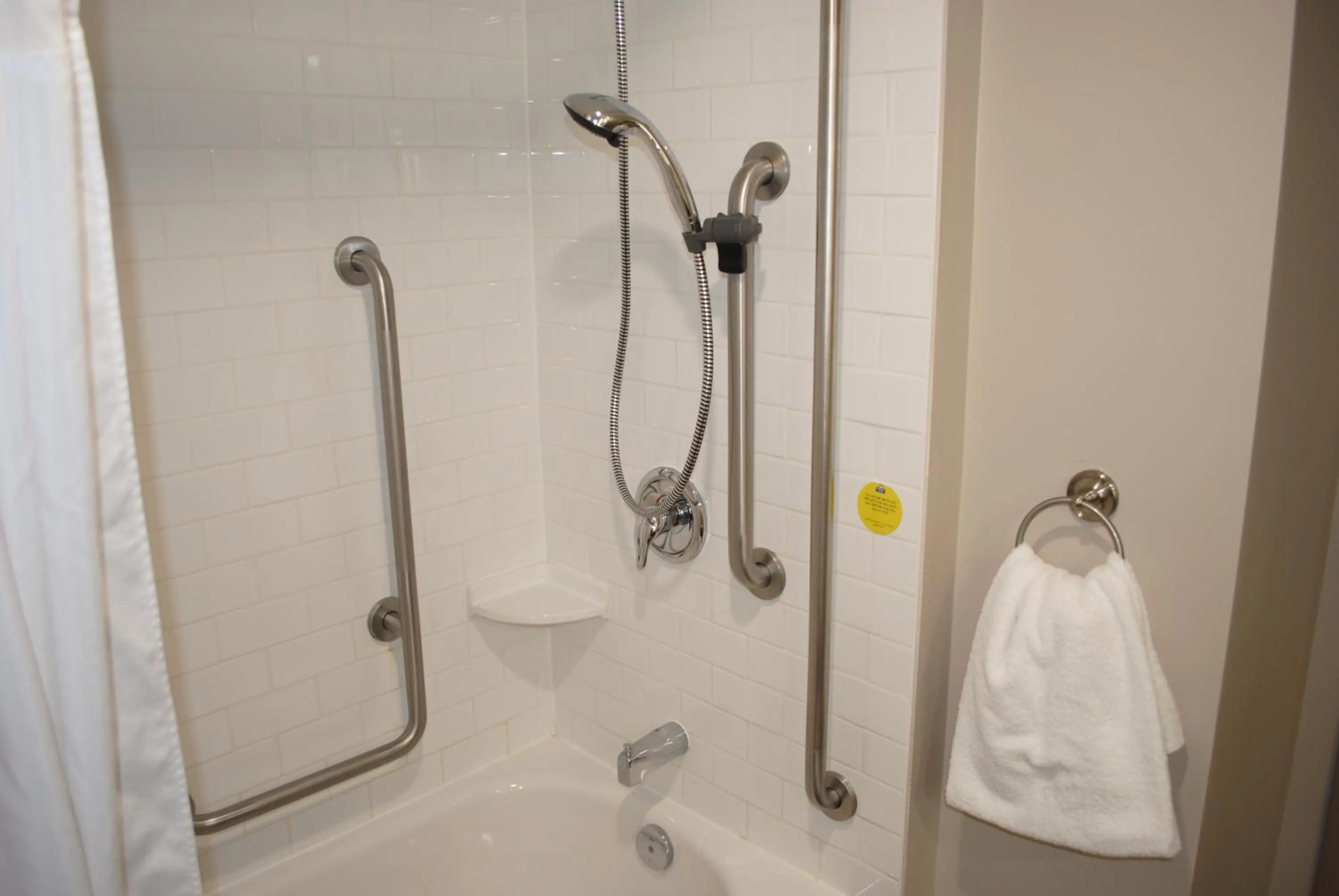 Days Inn & Suites by Wyndham Lindsay