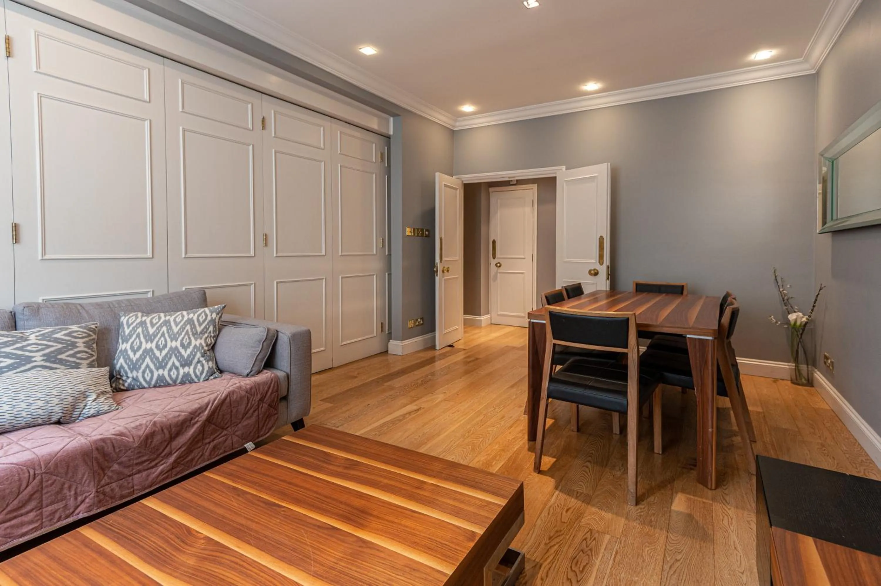 Living room, Dining Area in Mayfair private Apartments