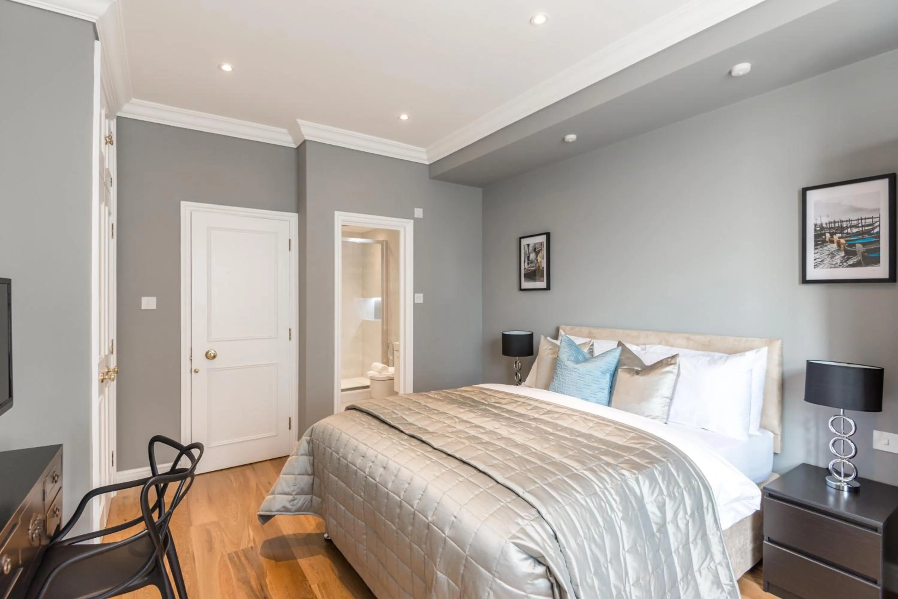 Bedroom in Mayfair private Apartments