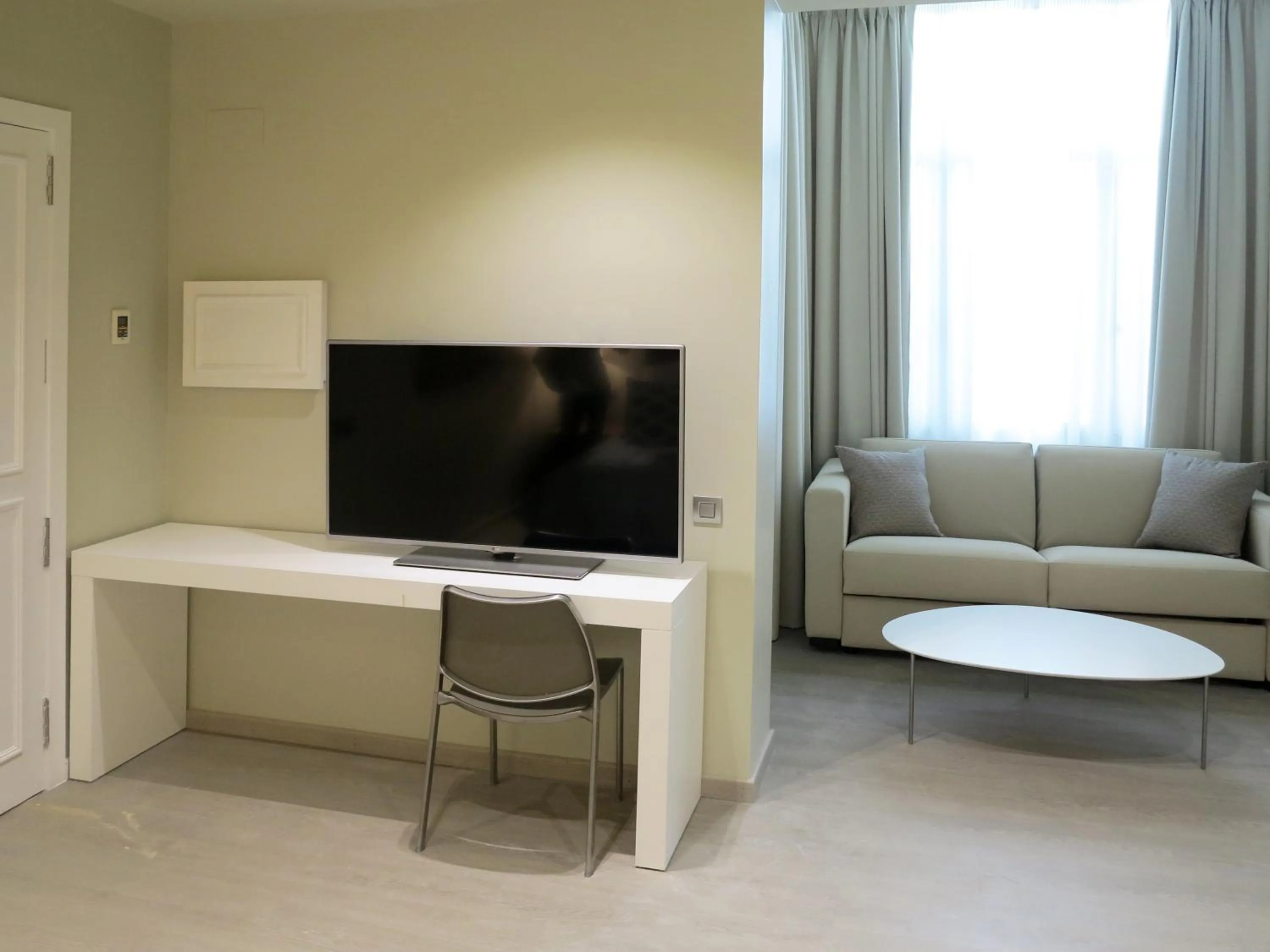 Seating area in Serennia Exclusive Rooms