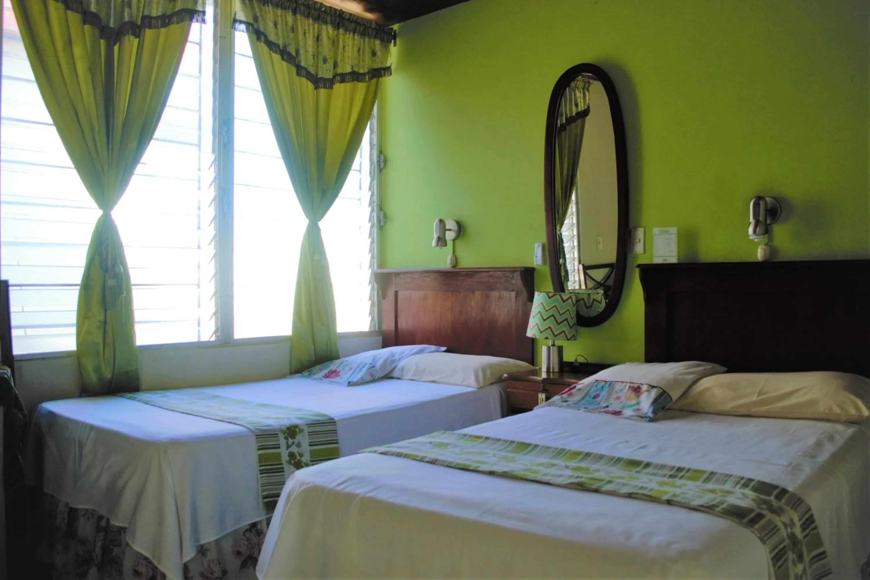 Comfort Triple Room in Hotel Oasis