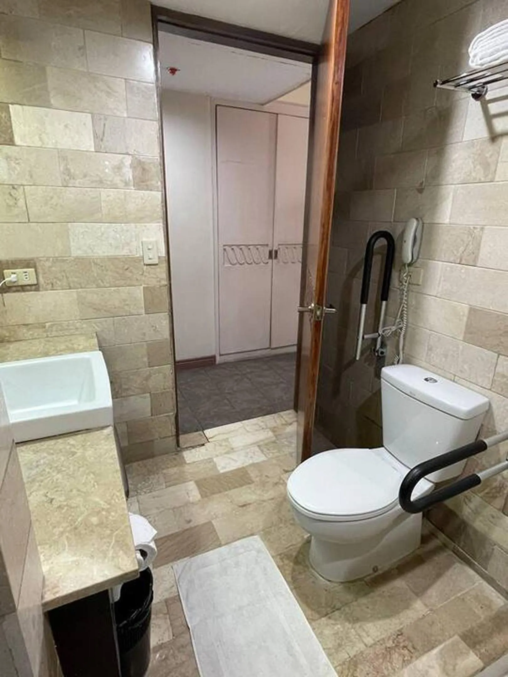 Bathroom in The VIP Hotel Cagayan De Oro