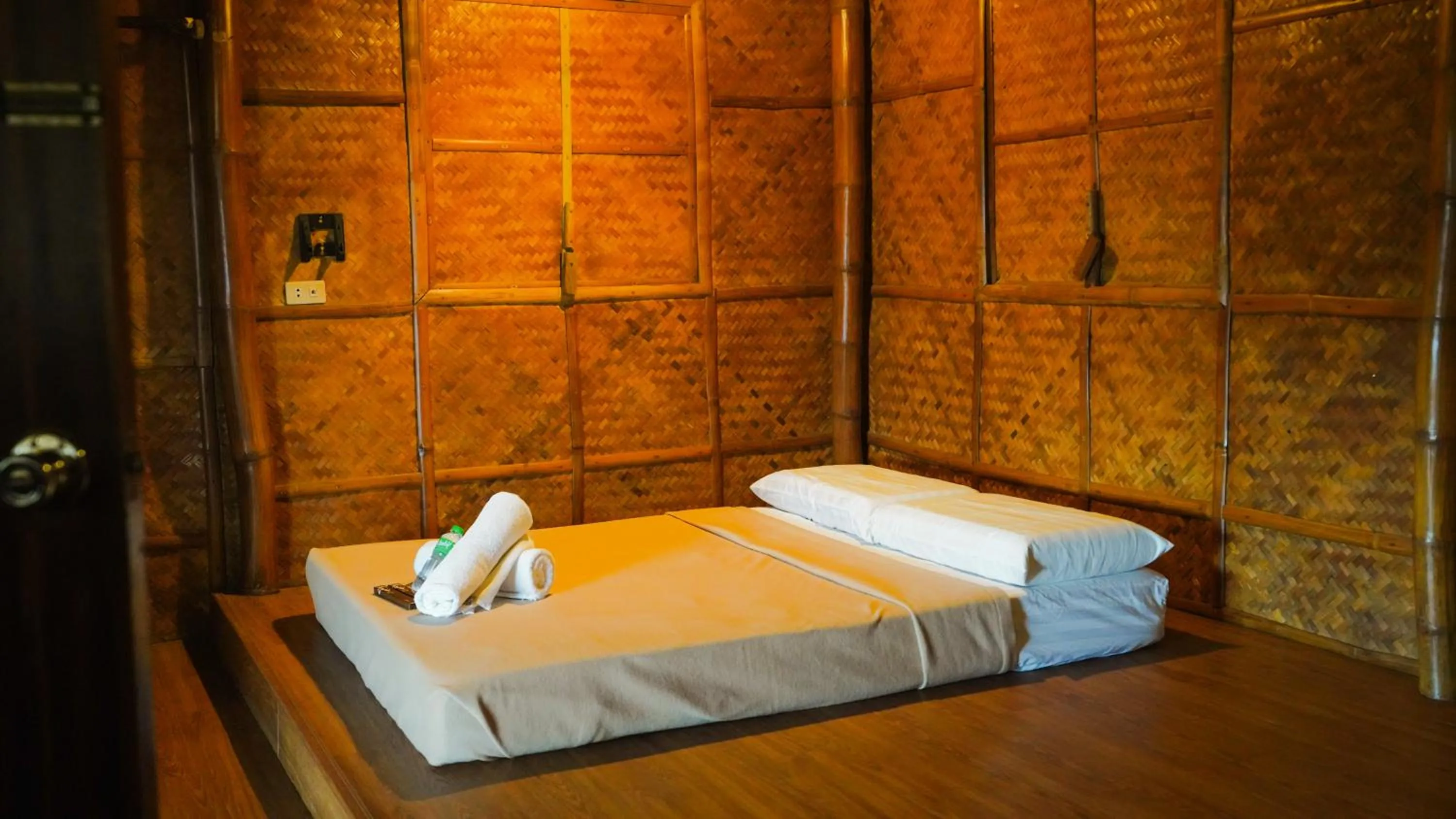 Bed in Hijo Resorts Davao