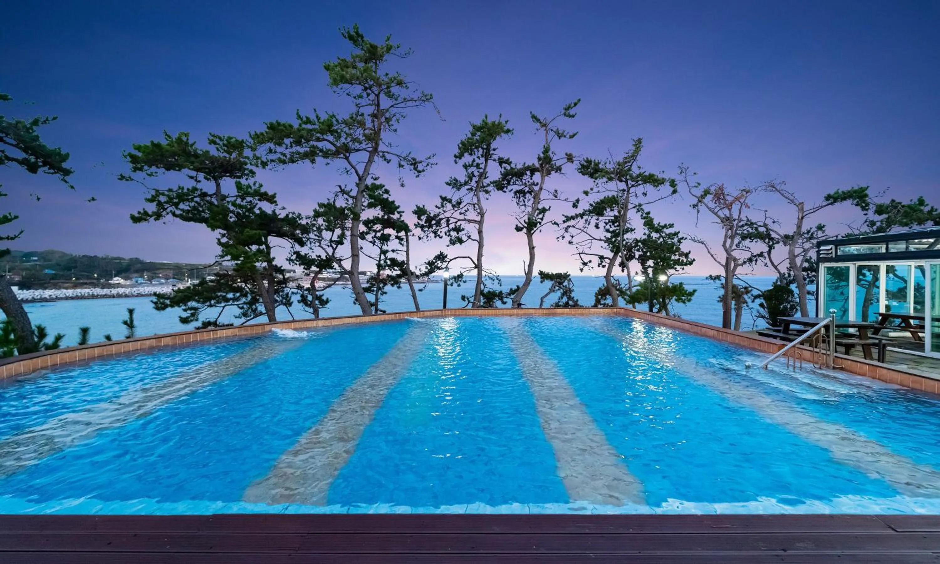 Pohang Pine Wave Spa Pension