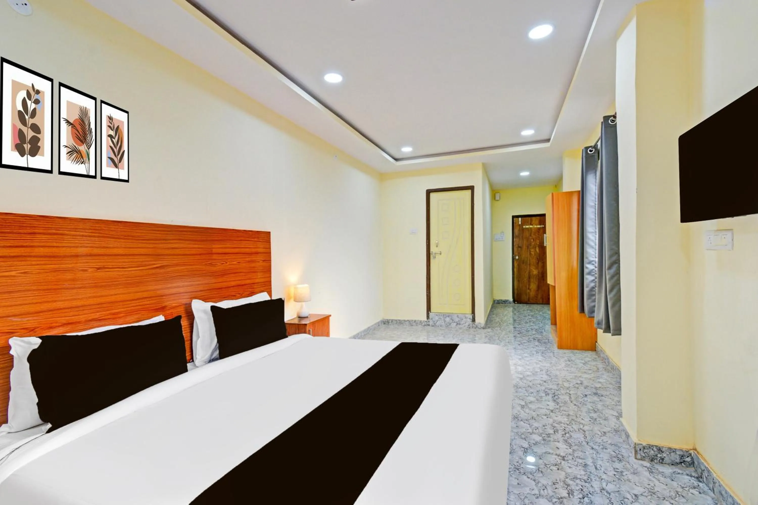 Hotel O Madlen