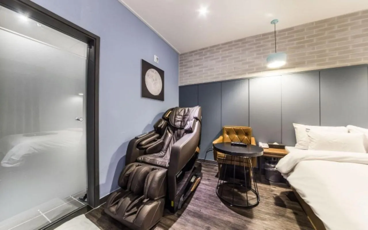 Photo of the whole room in Gangdong Moon Boutique Hotel