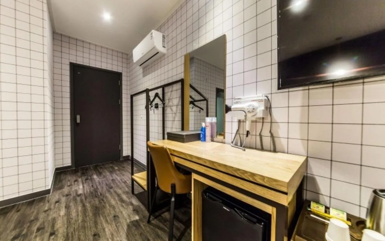 TV and multimedia in Gangdong Moon Boutique Hotel
