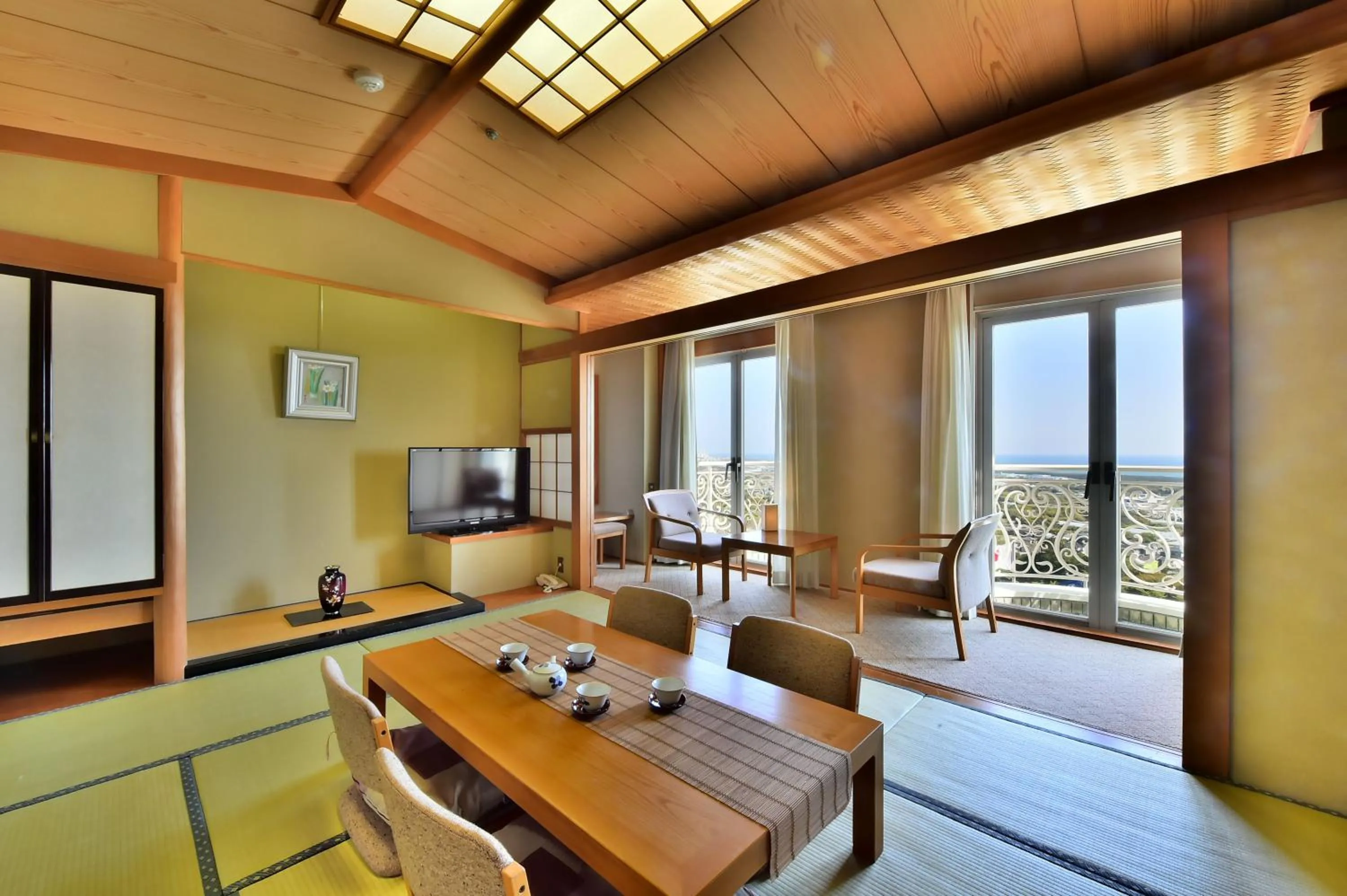 Photo of the whole room in Shizuoka Country Hamaoka Course & Hotel