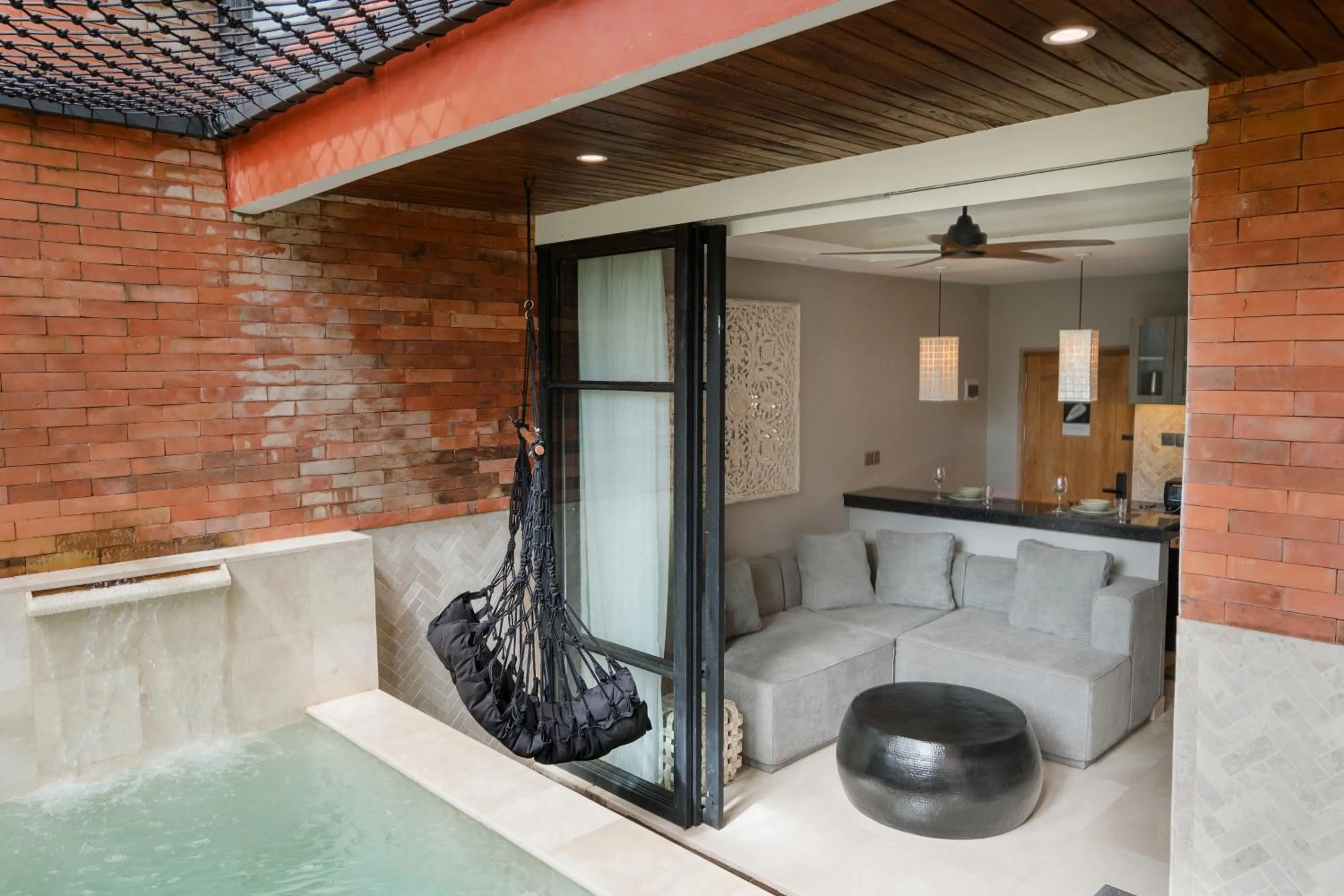Swimming pool in Baliris Canggu Villa by Betterplace